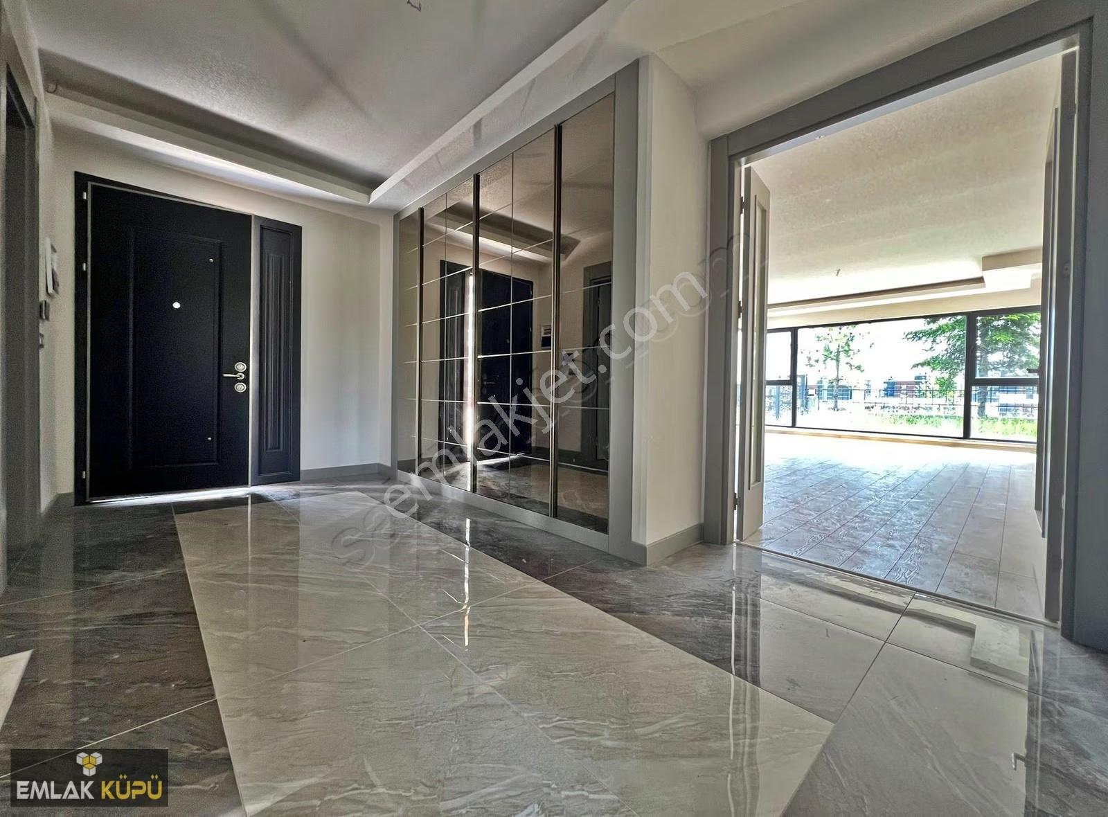 Bağlıca Mah'de Satılık 6+2 Ultra Lüx Yapıda Site İçinde Villa - Görsel 16
