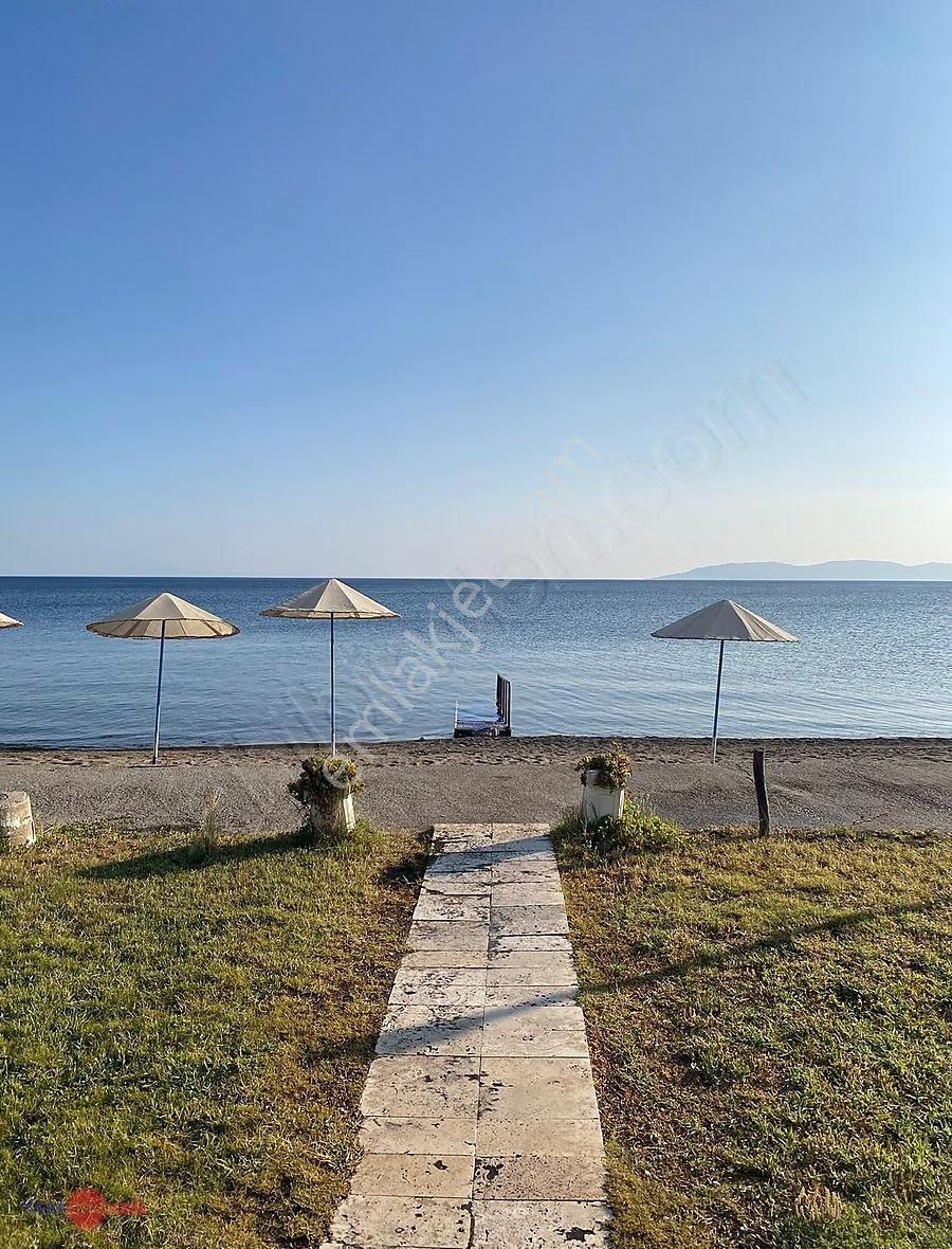 Güzel Ege Sitesinde Denize 100 Metre Kiralık Yazlık