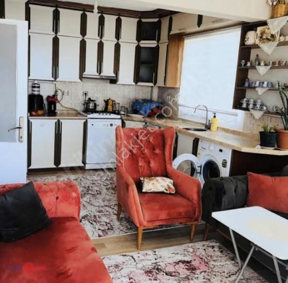 Bergama Zafer Mahallesinde Satılık Daire