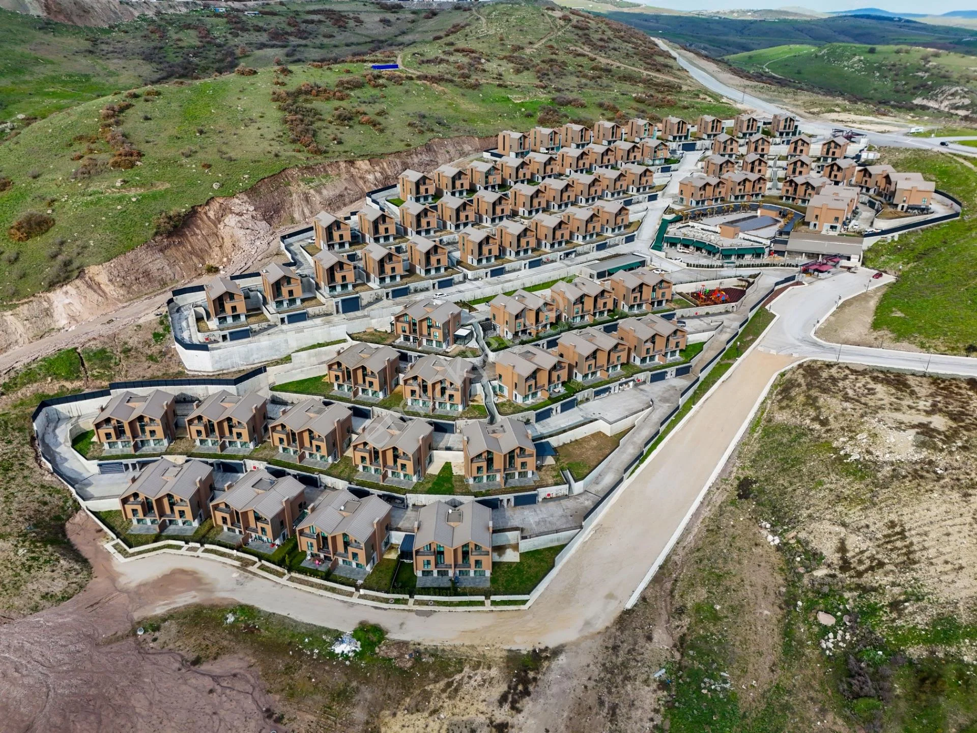 Yayla Country'de Satılık 7+1 Sıfır Lüks Villa - Görsel 3