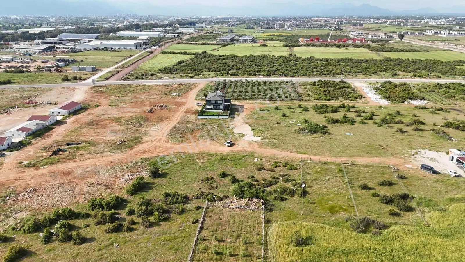 Çevre Yoluna Yakın 546m2 İmarlı Yapıma Hazır Satılık Arsa - Görsel 3