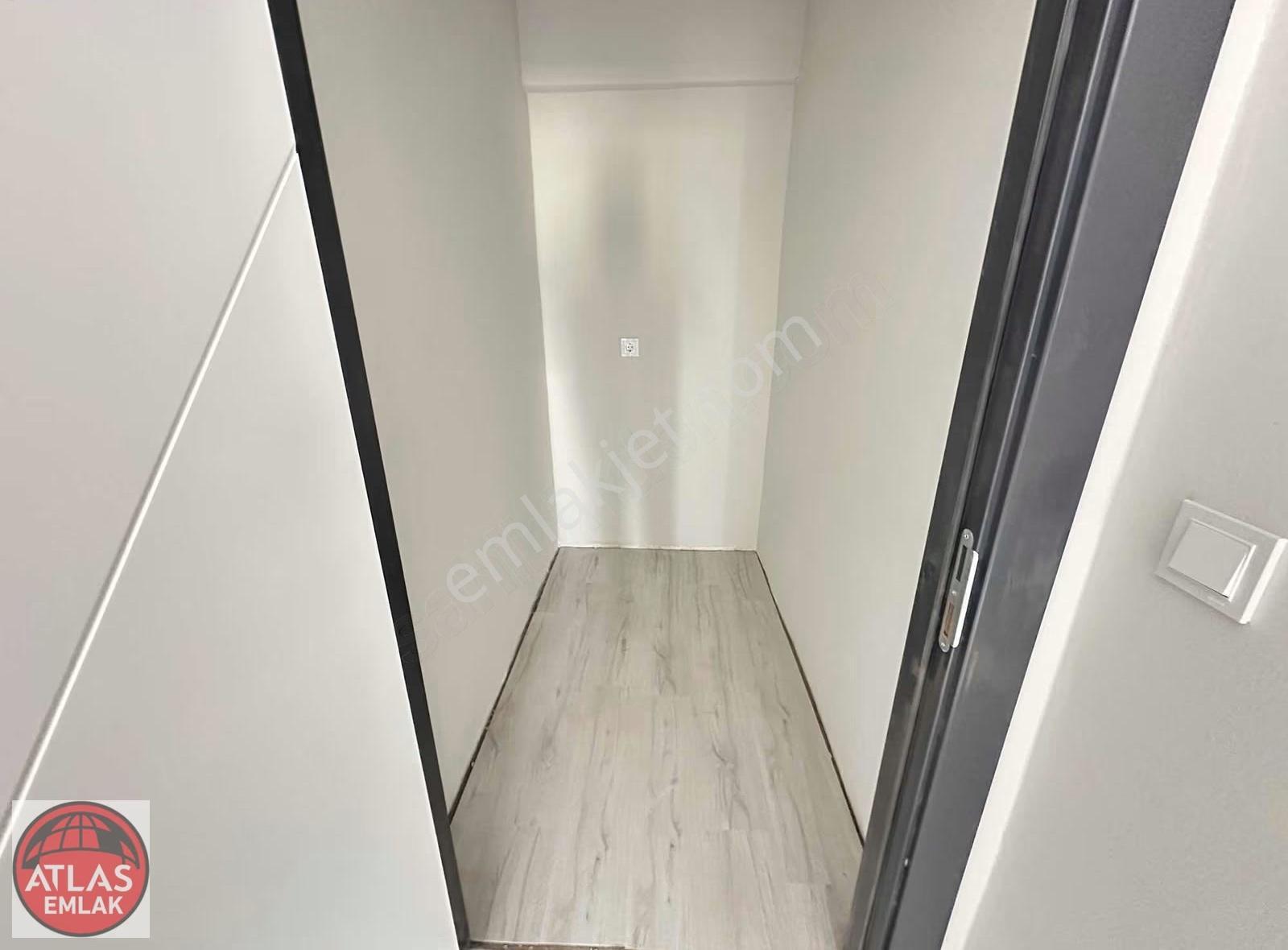 Atlas'tan Sıfıryapı Öncephe Genişbalkon Ortakat 3+1 - Görsel 23