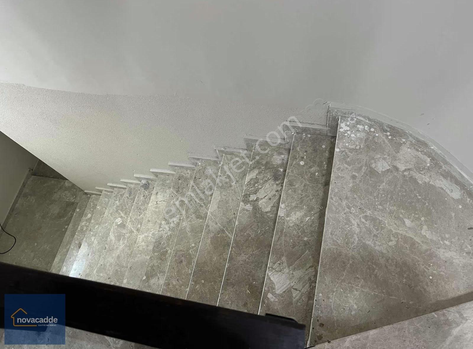 Kadıköy Osmanağa'da İskanlı Sıfır Kiralık Dükkan&mağaza (100m²) - Görsel 2
