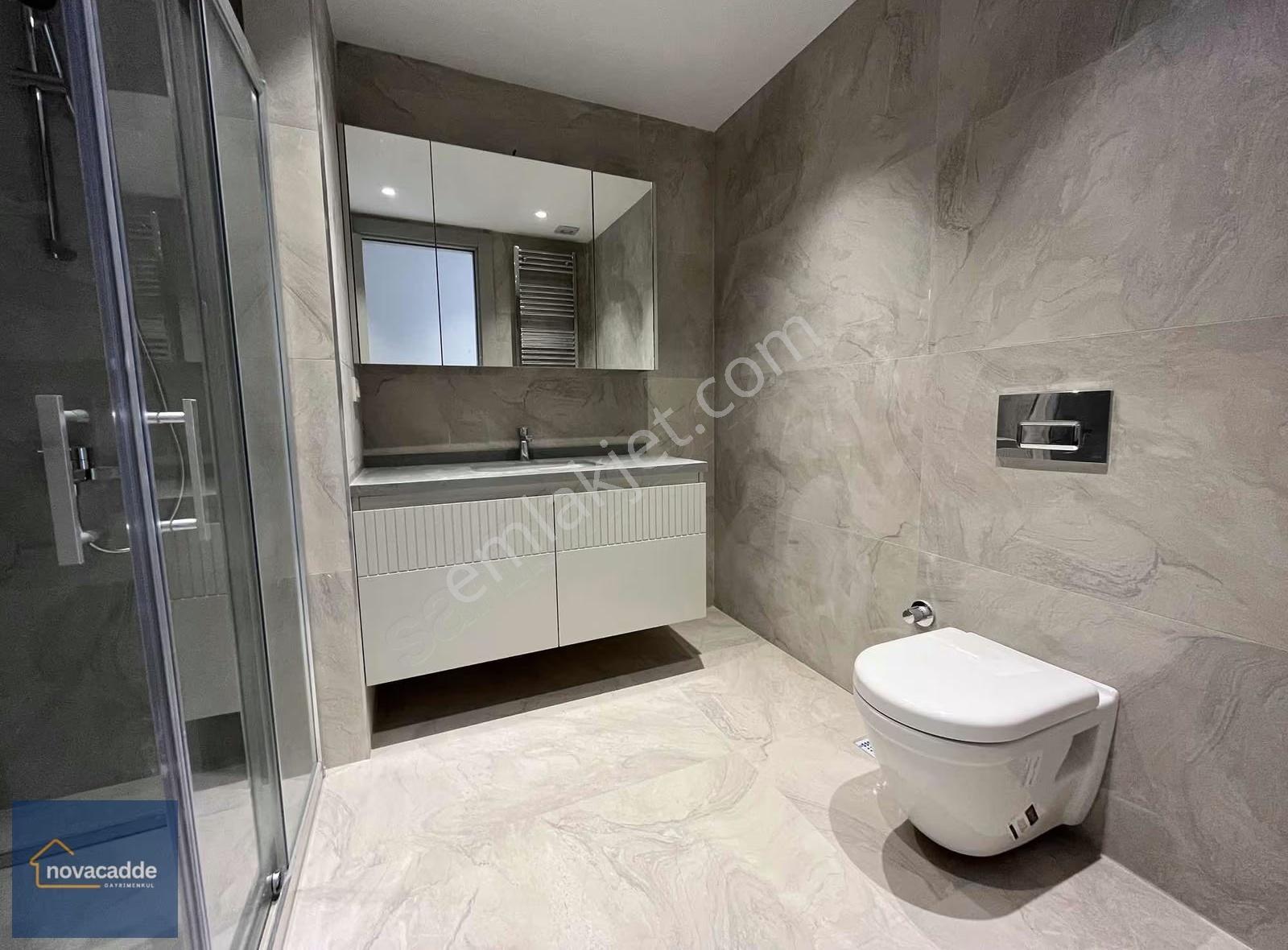 Kozyatağı'nda 4+1 Net 160 M² Geniş Kullanım,balkonlu Sıfır Daire - Görsel 19