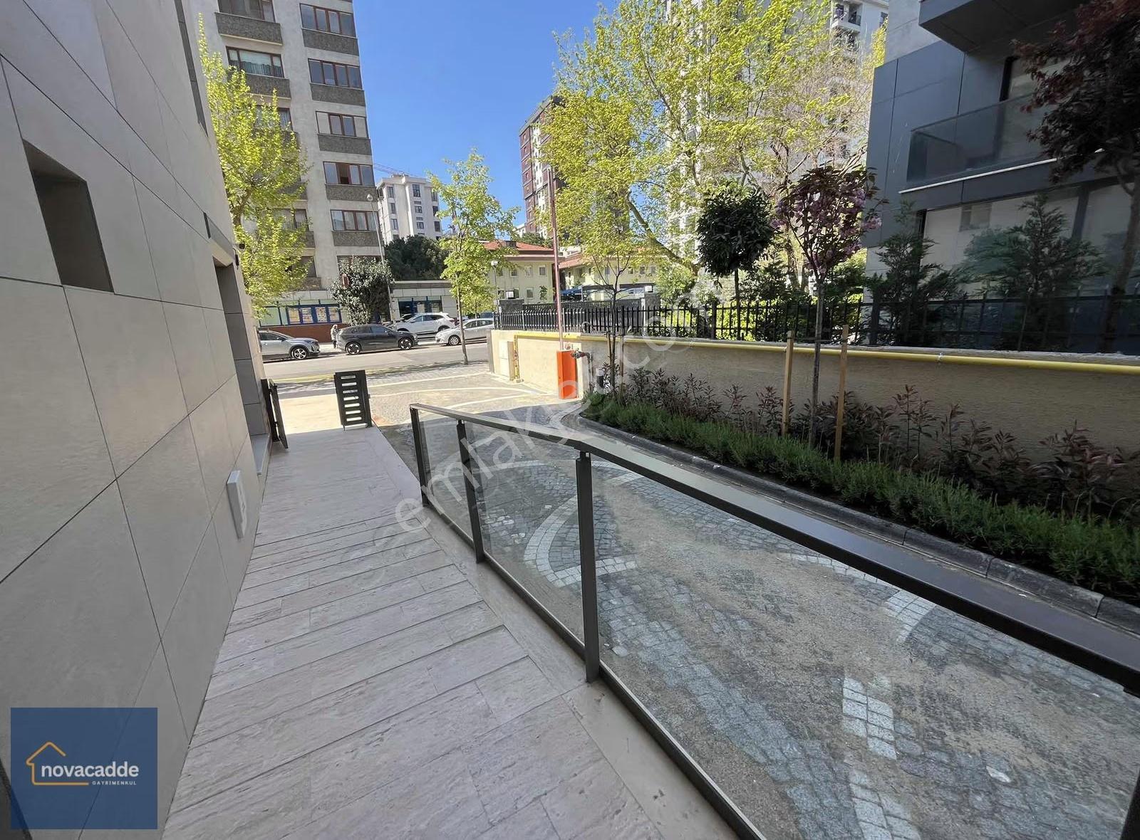 Kozyatağı'nda 4+1 Net 160 M² Geniş Kullanım,balkonlu Sıfır Daire - Görsel 2