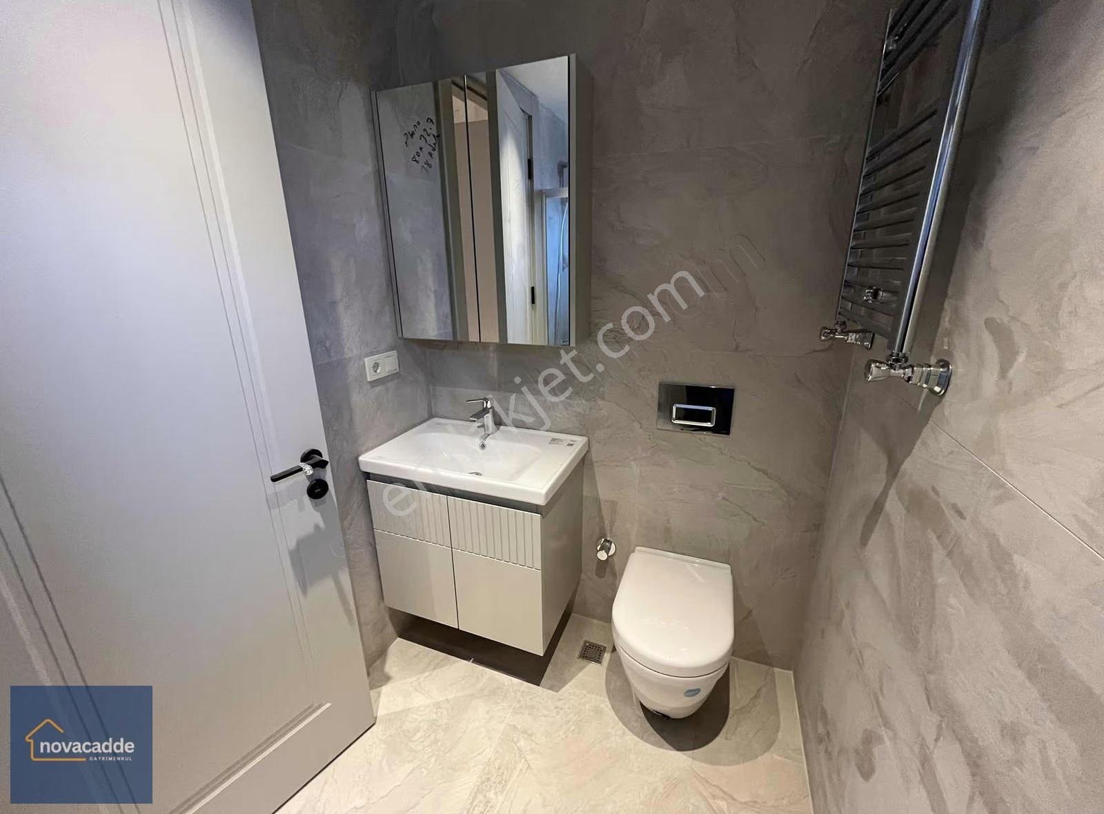 Kozyatağı'nda 4+1 Net 160 M² Geniş Kullanım,balkonlu Sıfır Daire - Görsel 3