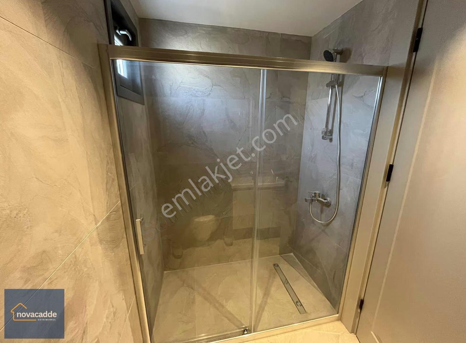 Kozyatağı'nda 4+1 Net 160 M² Geniş Kullanım,balkonlu Sıfır Daire - Görsel 28