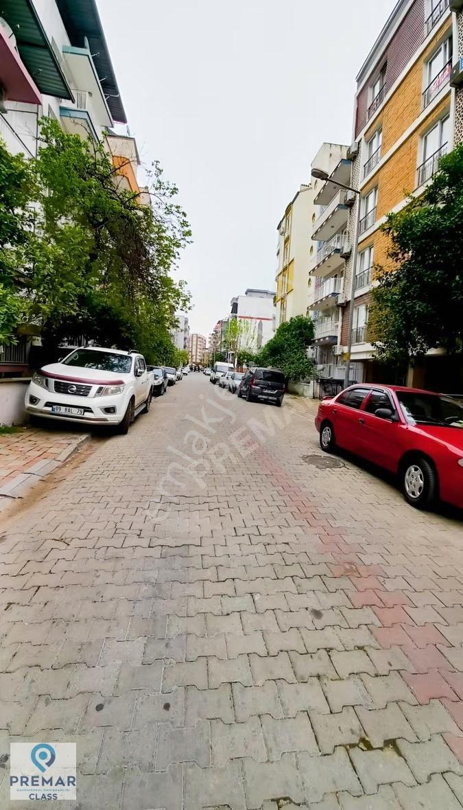 Girne Mahallesi'nde Kiralık 3+1 Daire - 100m²