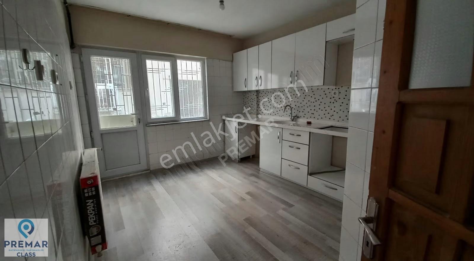 Girne Mahallesi'nde Kiralık 3+1 Daire - 100m² - Görsel 7