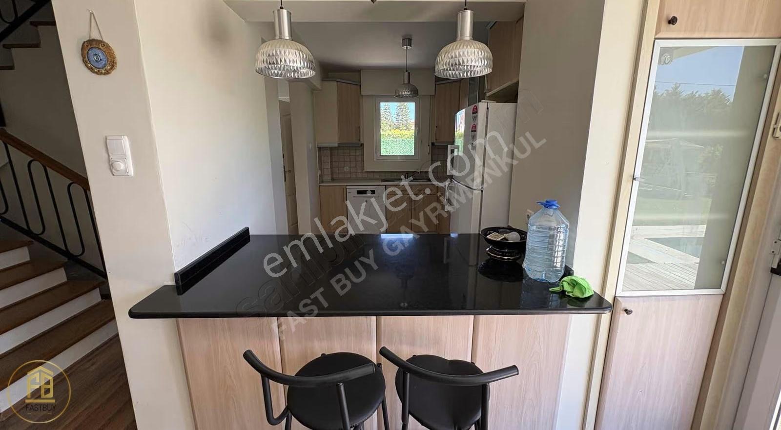 Alaçatı Göbene Müstakil Havuzlu 3+1 Kiralık Villa - Görsel 11