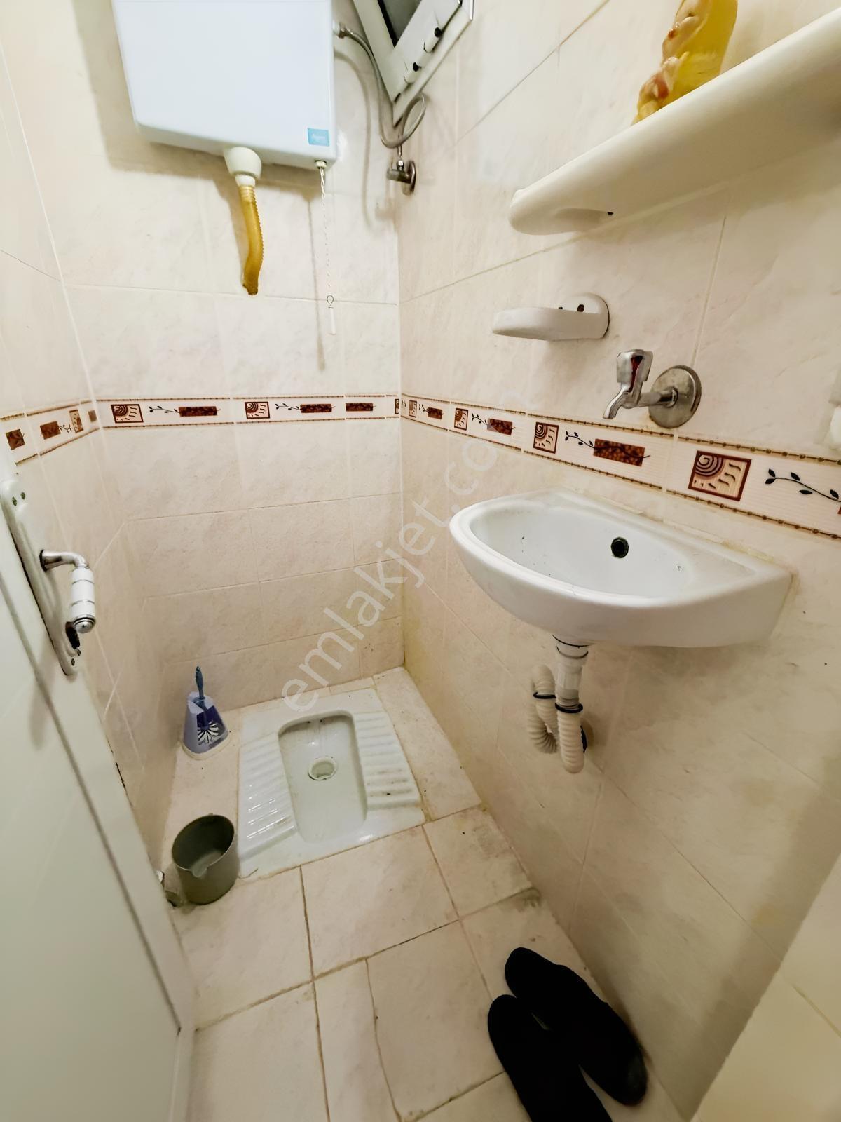 Demetten Cadde Üzeri Eşyalı Önü Açık Doğalgaz Asansör Kiralık... - Görsel 28