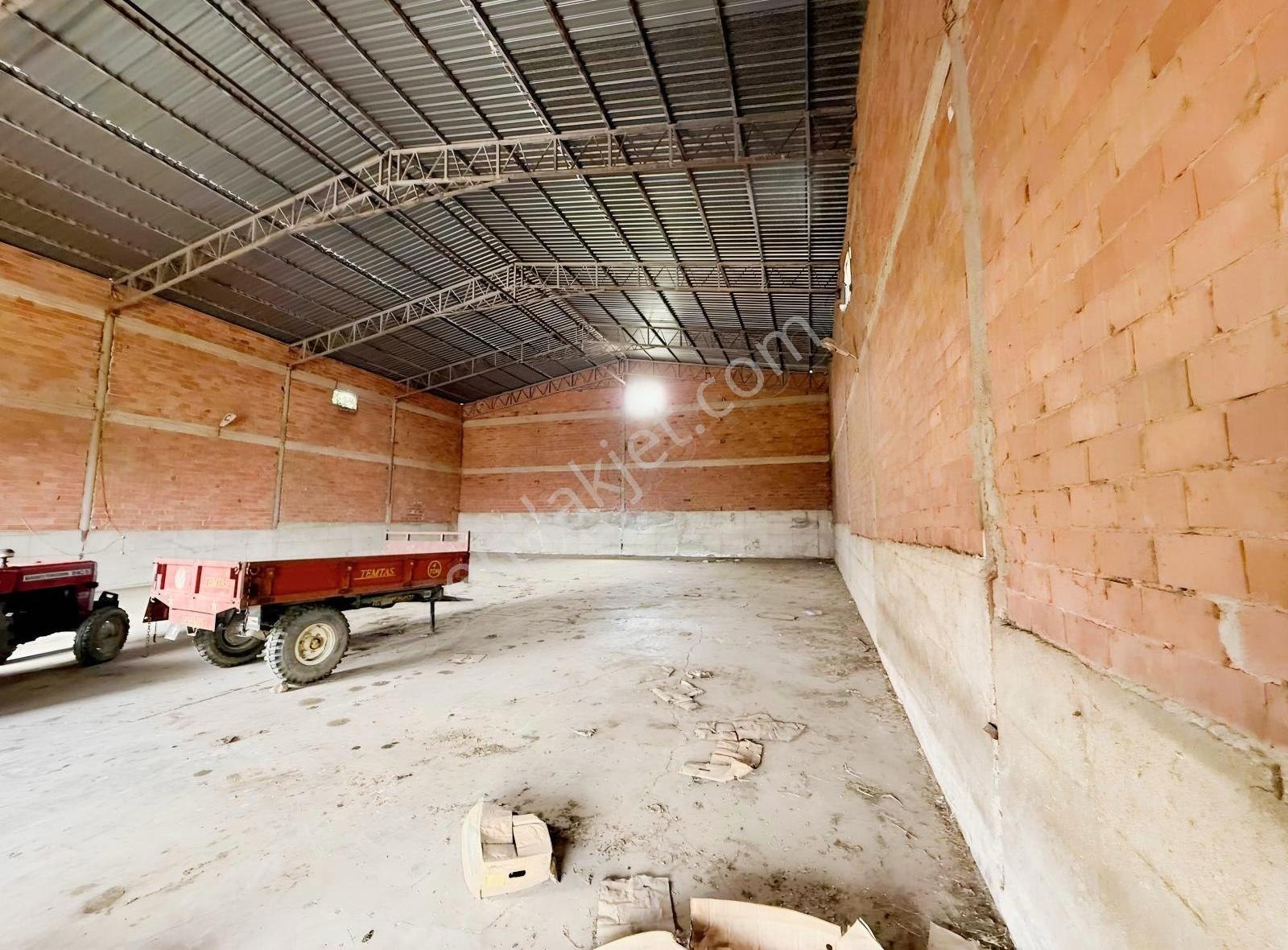 Pek Emlaktan Kiralık 600 M2 Depo !! - Görsel 5