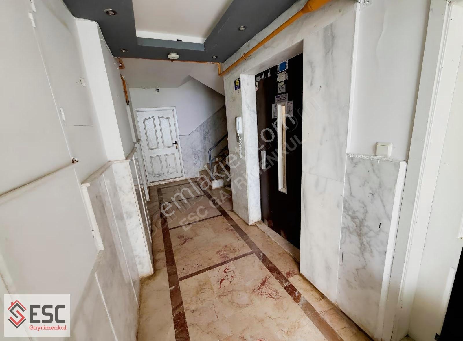 Esc'den Seymenli Mh,de 3+1 Deniz Manzaralı Kiralık Daire Esc2519 - Görsel 17