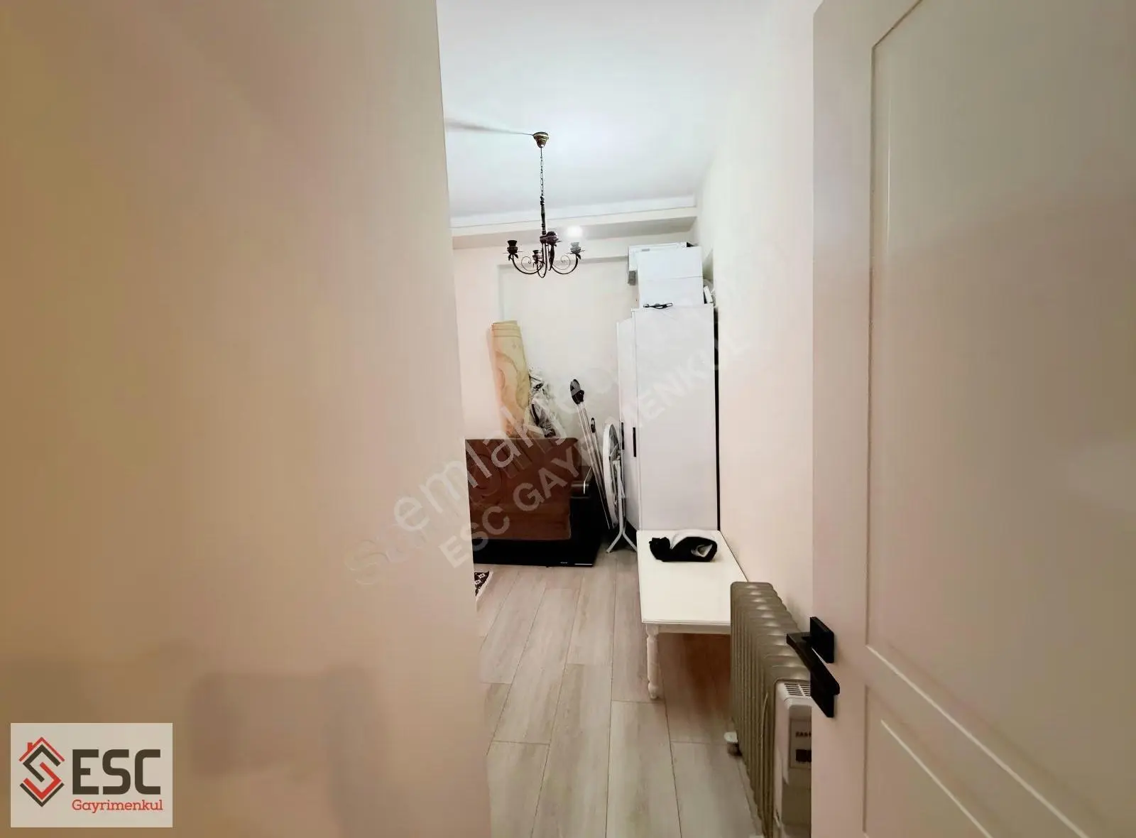 Esc'den Çeşmeli Otoban Çıkışında Merkezi Lokasyon 2+1 Esc2350 - Görsel 22