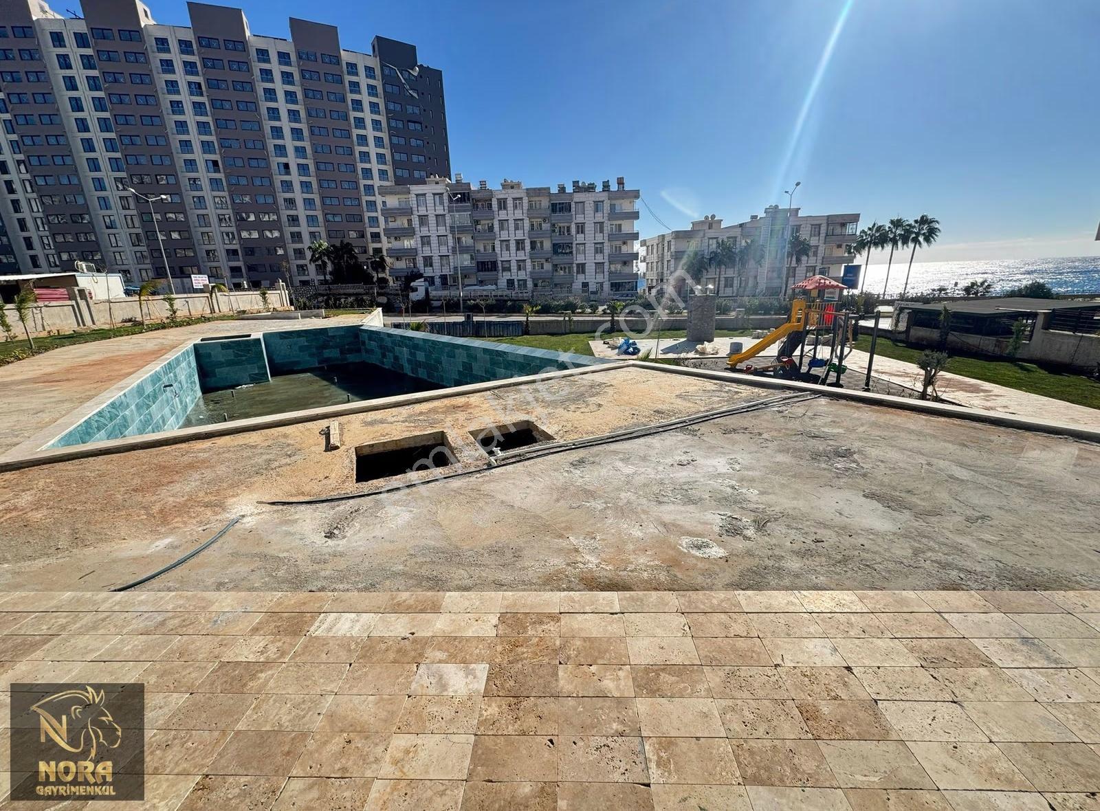 Nora'dan Site İçi Deniz Manzaralı 3 Cepheli Geniş Satılık 2+1 - Görsel 7
