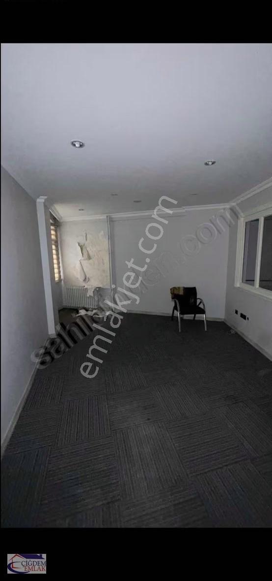 Çiğdem Emlak'tan Cadde Üstünde Degerli Ofis - Görsel 8