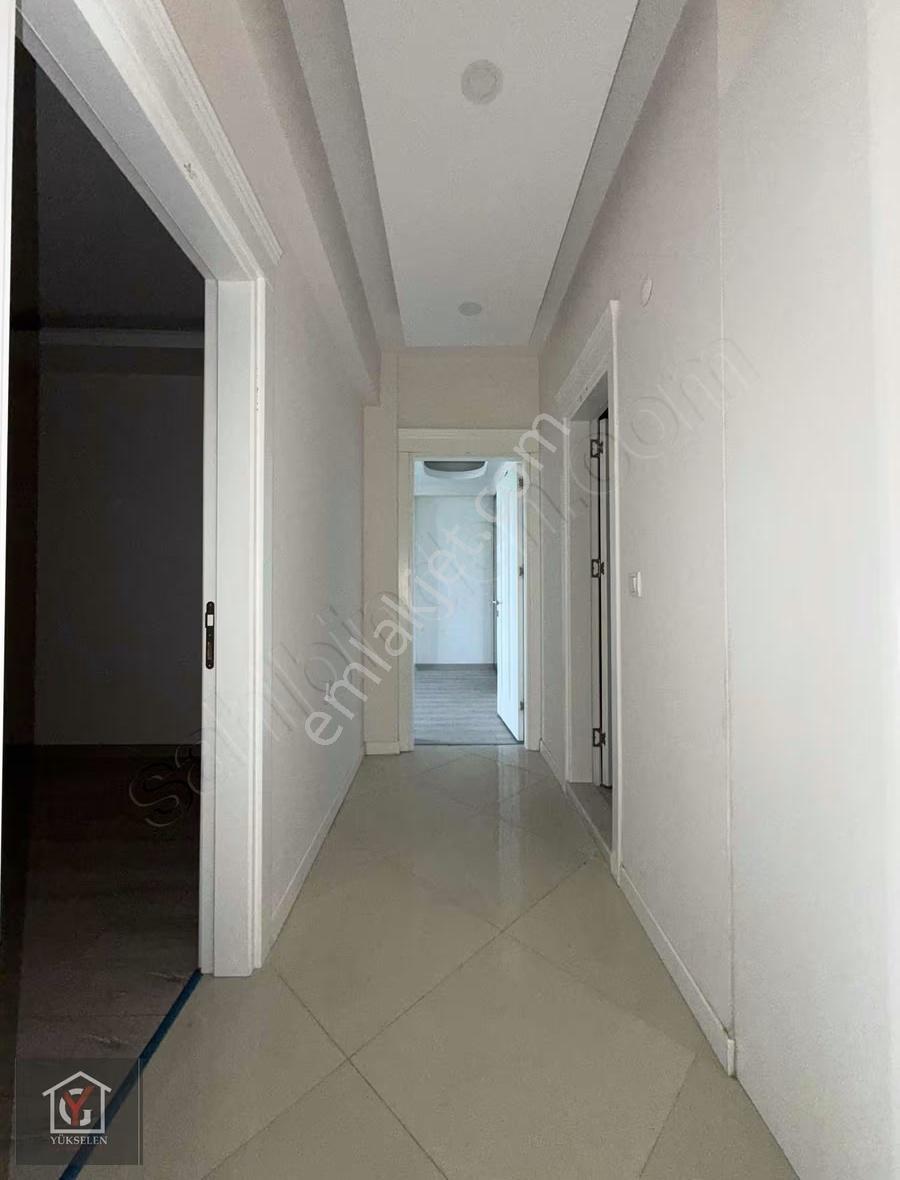 Cumhuriyet Mahallesinde 3+1 Havuzlu Site İçerisinde Otoparklı - Görsel 3