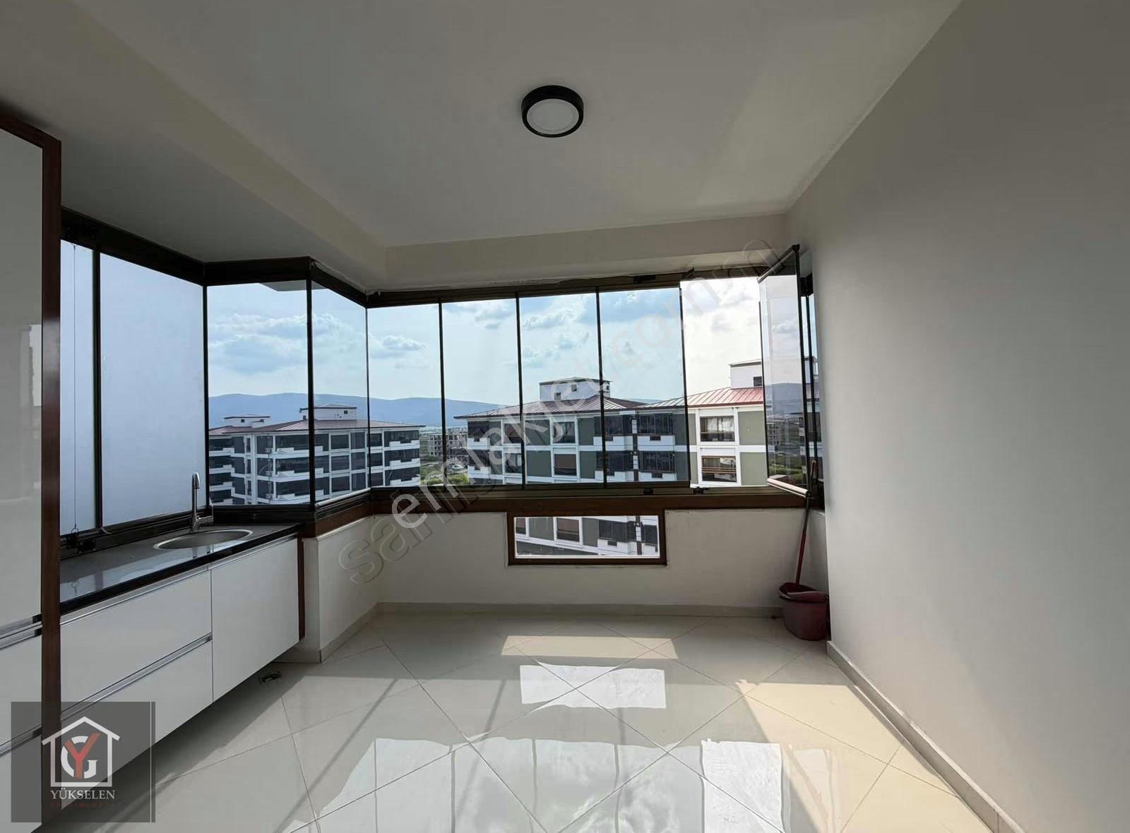 Cumhuriyet Mahallesinde 3+1 Havuzlu Site İçerisinde Otoparklı - Görsel 25