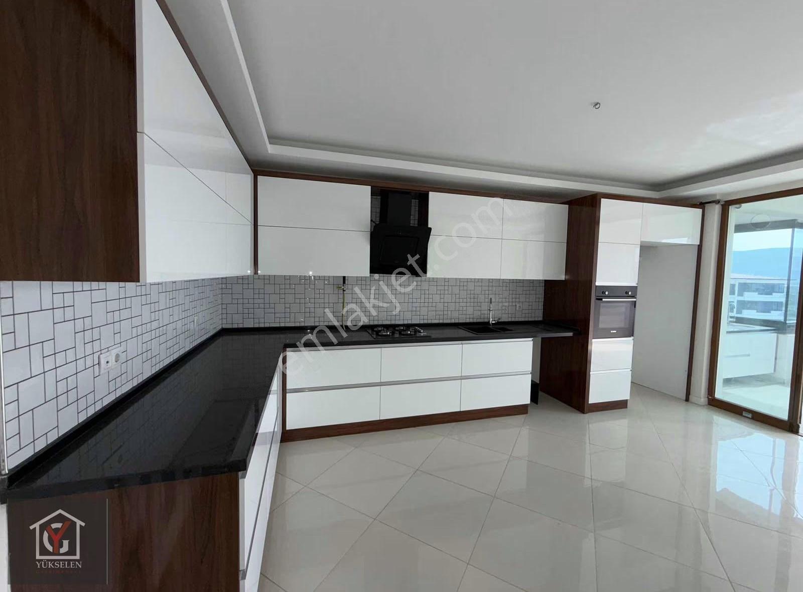Cumhuriyet Mahallesinde 3+1 Havuzlu Site İçerisinde Otoparklı - Görsel 34