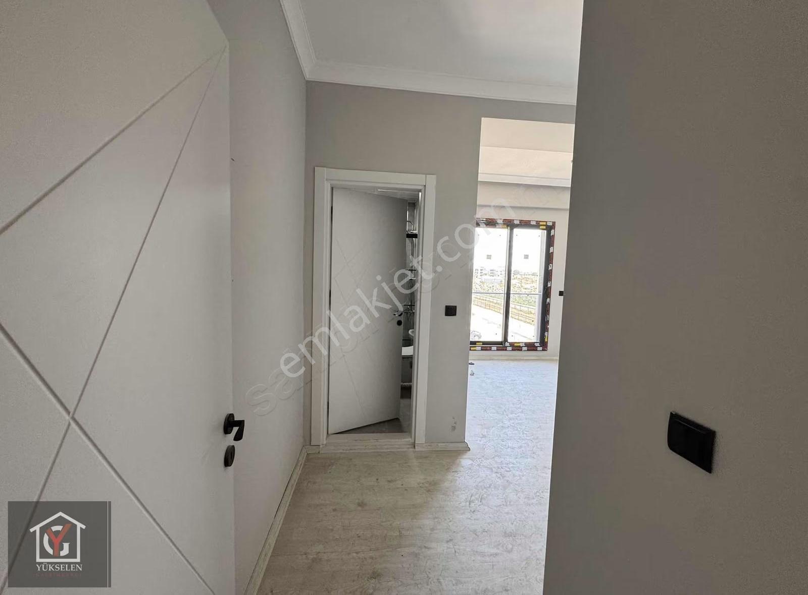 Yükselenden Havuzlu Sitede Ultra Lüks 3+1 Satılık Daire - Görsel 6
