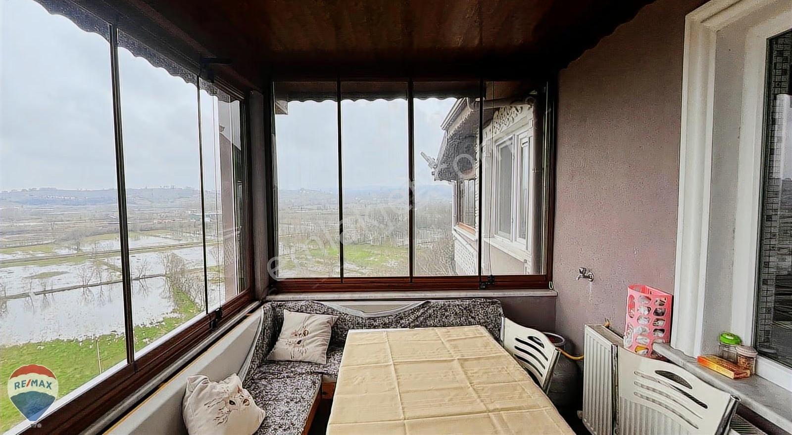 Remax Maviden Manavpınarda Deniz Manzaralı 2 Katlı Ev - Görsel 11