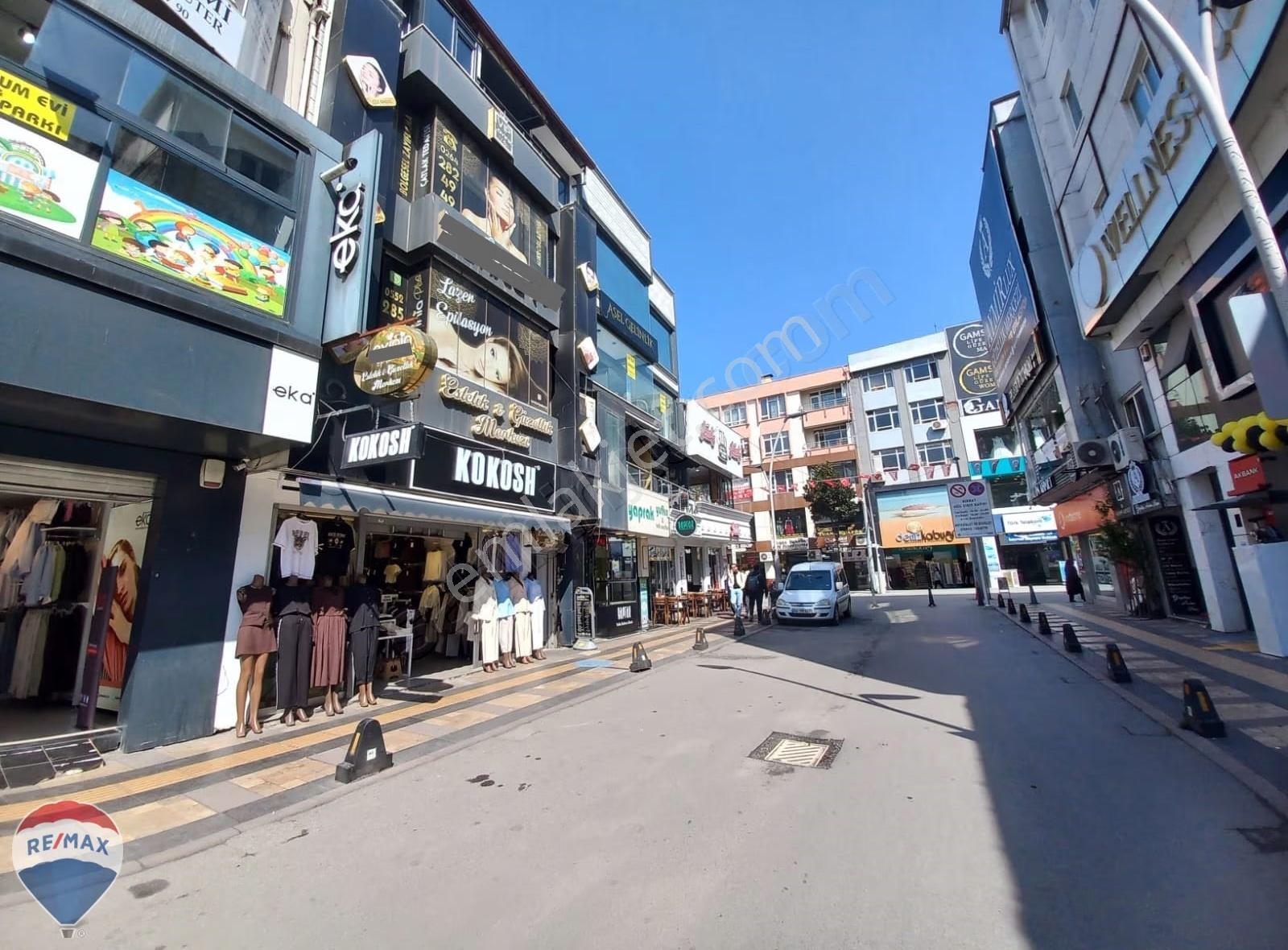 Remax Mavi-çark Cad-itfaiye Cad Kesişimi 4katlı 313m² Komplemülk - Görsel 16