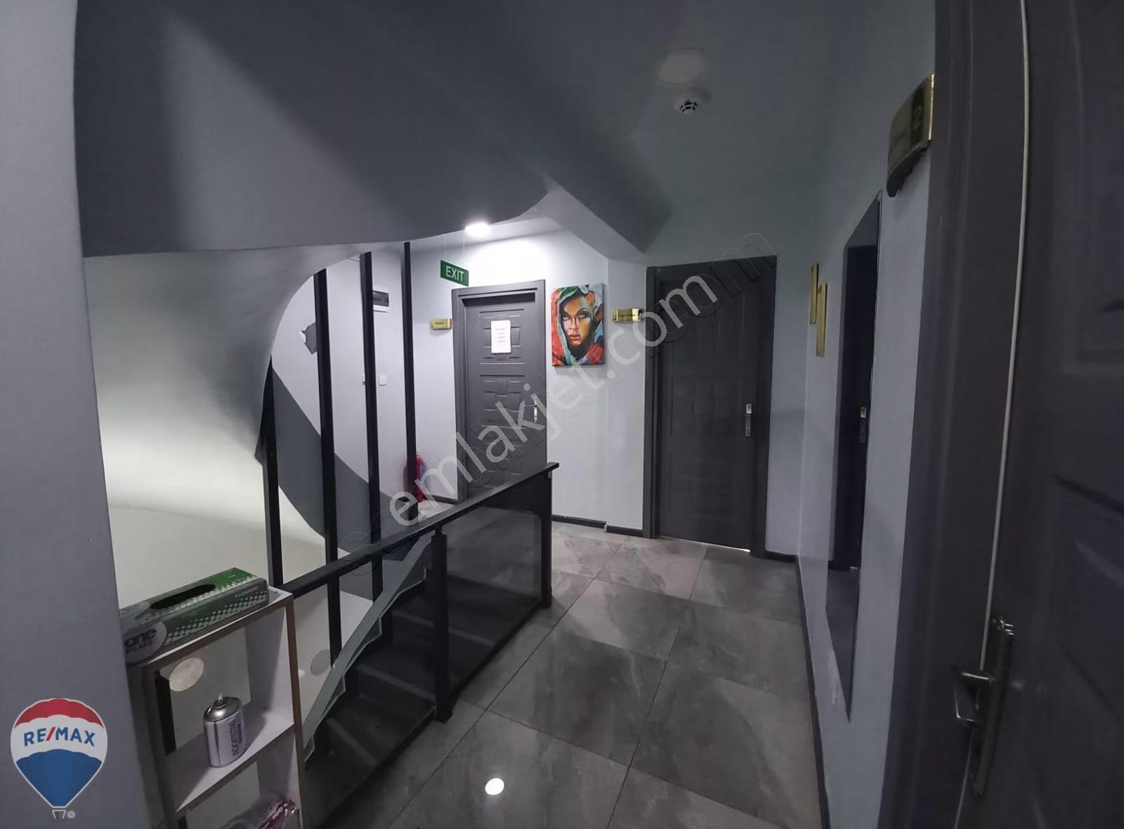Remax Mavi-çark Cad-itfaiye Cad Kesişimi 4katlı 313m² Komplemülk - Görsel 27