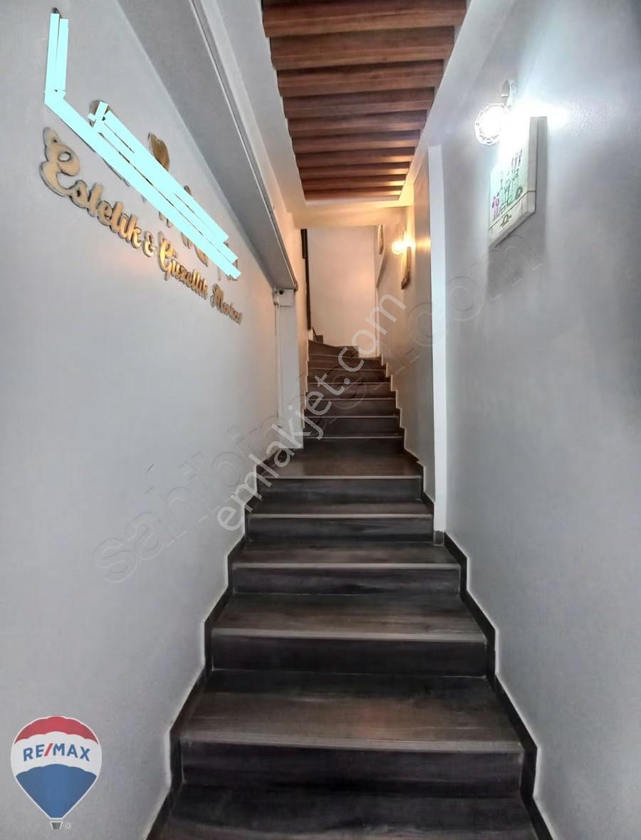 Remax Mavi-çark Cad-itfaiye Cad Kesişimi 4katlı 313m² Komplemülk - Görsel 23