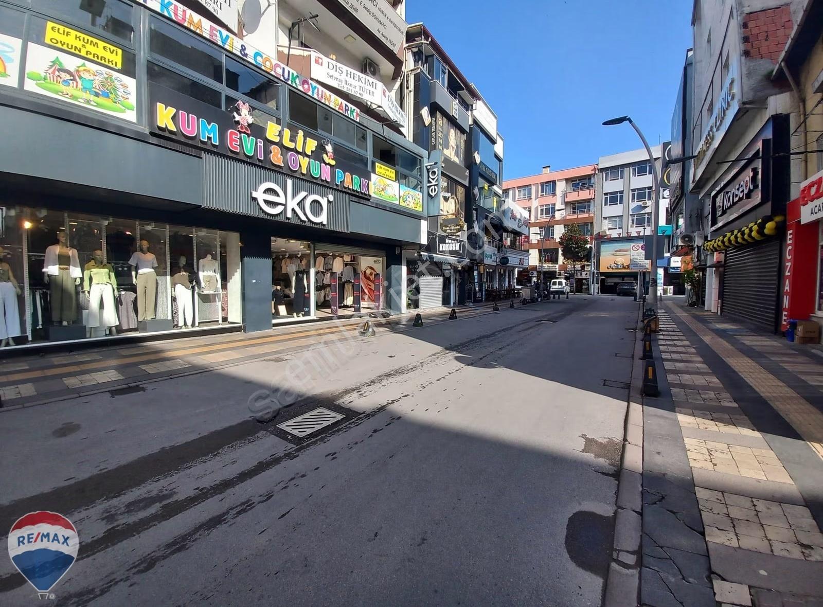 Remax Mavi-çark Cad-itfaiye Cad Kesişimi 4katlı 313m² Komplemülk - Görsel 14