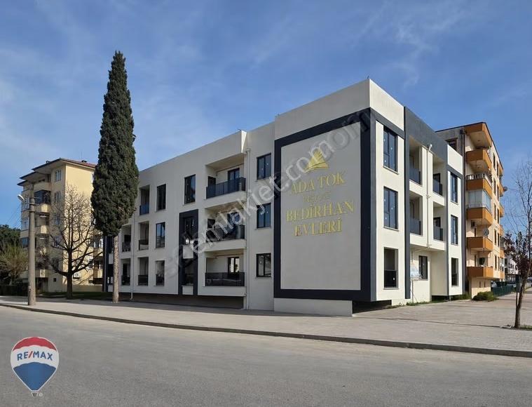 Satılık Daire Erenler Dilmen Mah'de 2+1/3.kat Remax Mavi'den