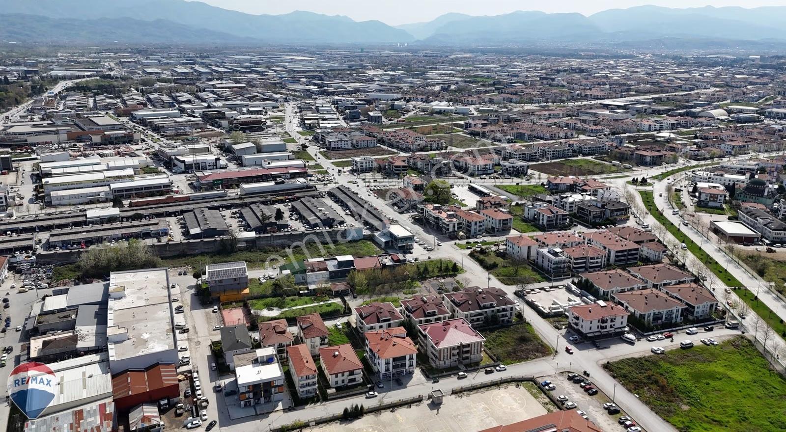 Re/max Mavi'den Erenler'de Sanayinin Merkezinde Satılık Dükkan - Görsel 2
