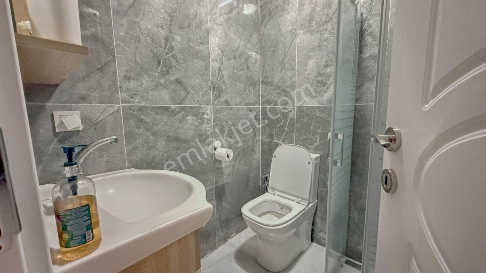 Remax Advantage Arzu Aksaray Gömeç Karaağaçta Teraslı Daıre - Görsel 19
