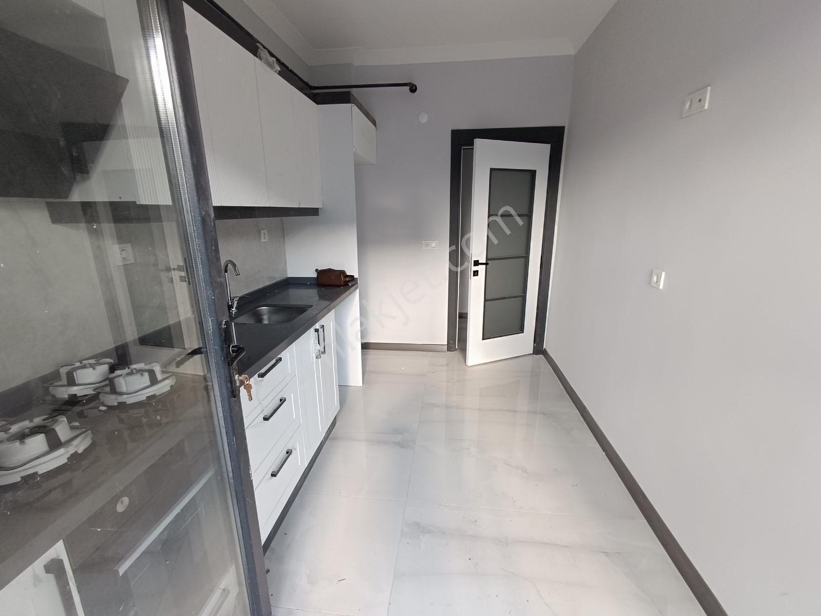 Çorlu Hürriyet Mh. Butik Sitede Satılık 2+1 Ara Kat Sıfır Daire - Görsel 3
