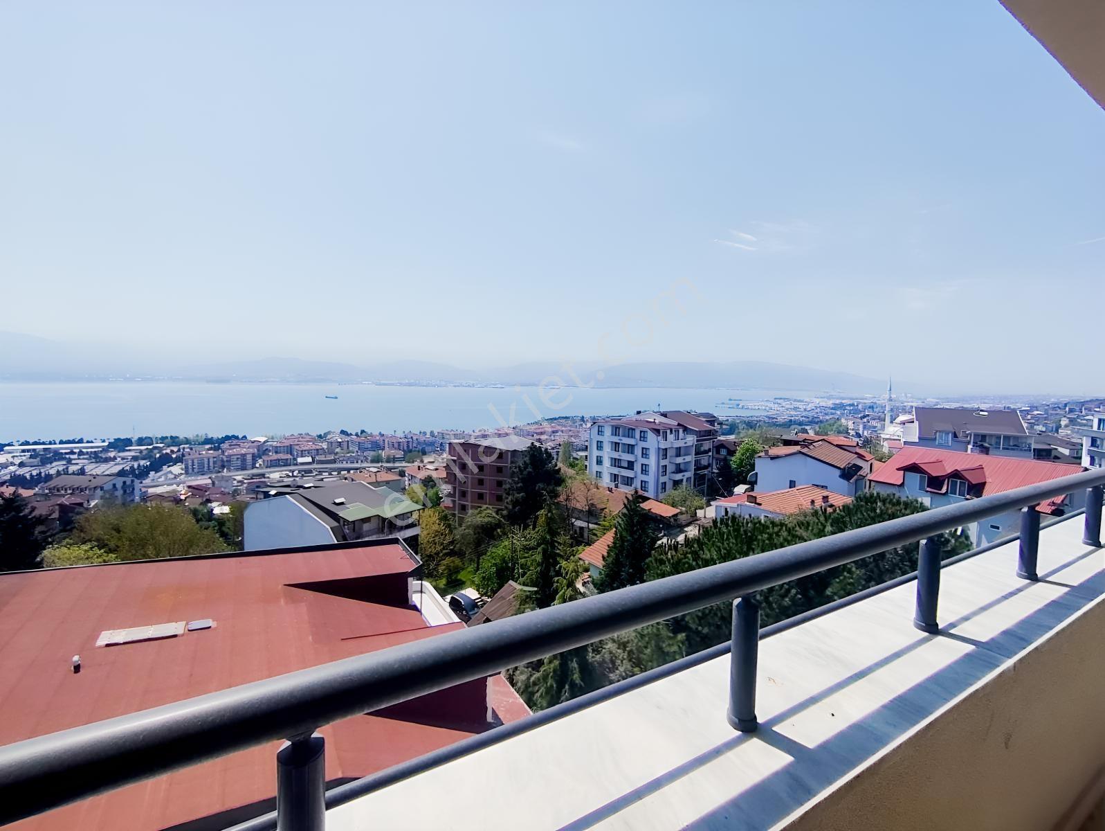 İzmit Kuruçeşme Radarda Satılık Deniz Manzaralı 3+1 Arakat - Görsel 12