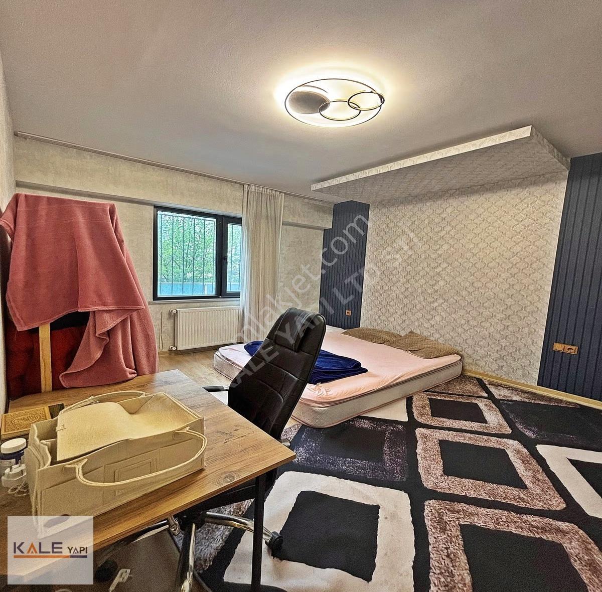 Metrobüs Yanı, Site İçi 2+1 Daire (90m² Net) - Görsel 15