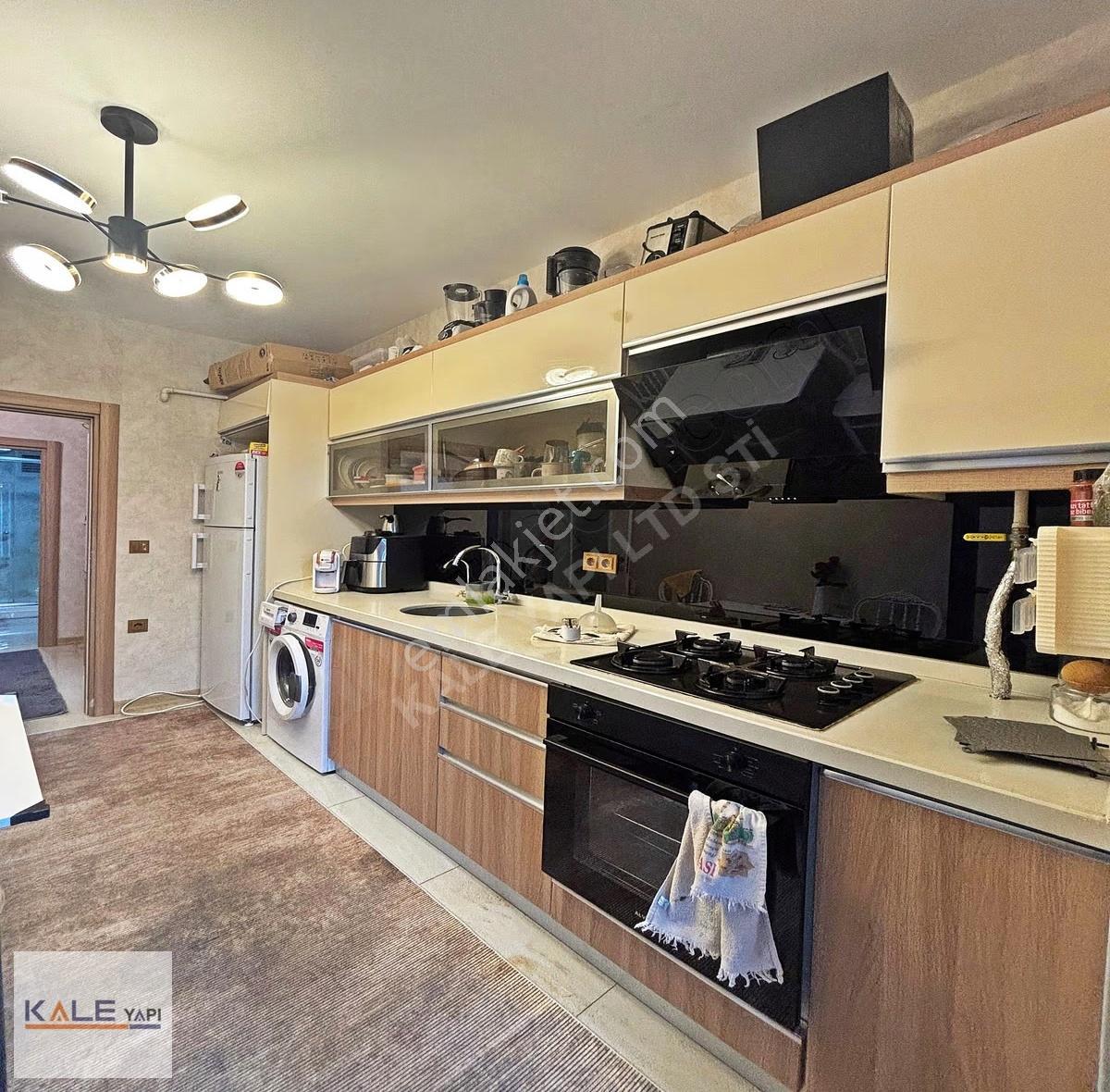 Metrobüs Yanı, Site İçi 2+1 Daire (90m² Net) - Görsel 5