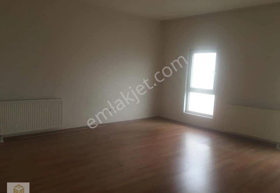 Esenyurt Star Towers De Satılık 4,5+1 Cok Geniş Bir Daire - Görsel 10