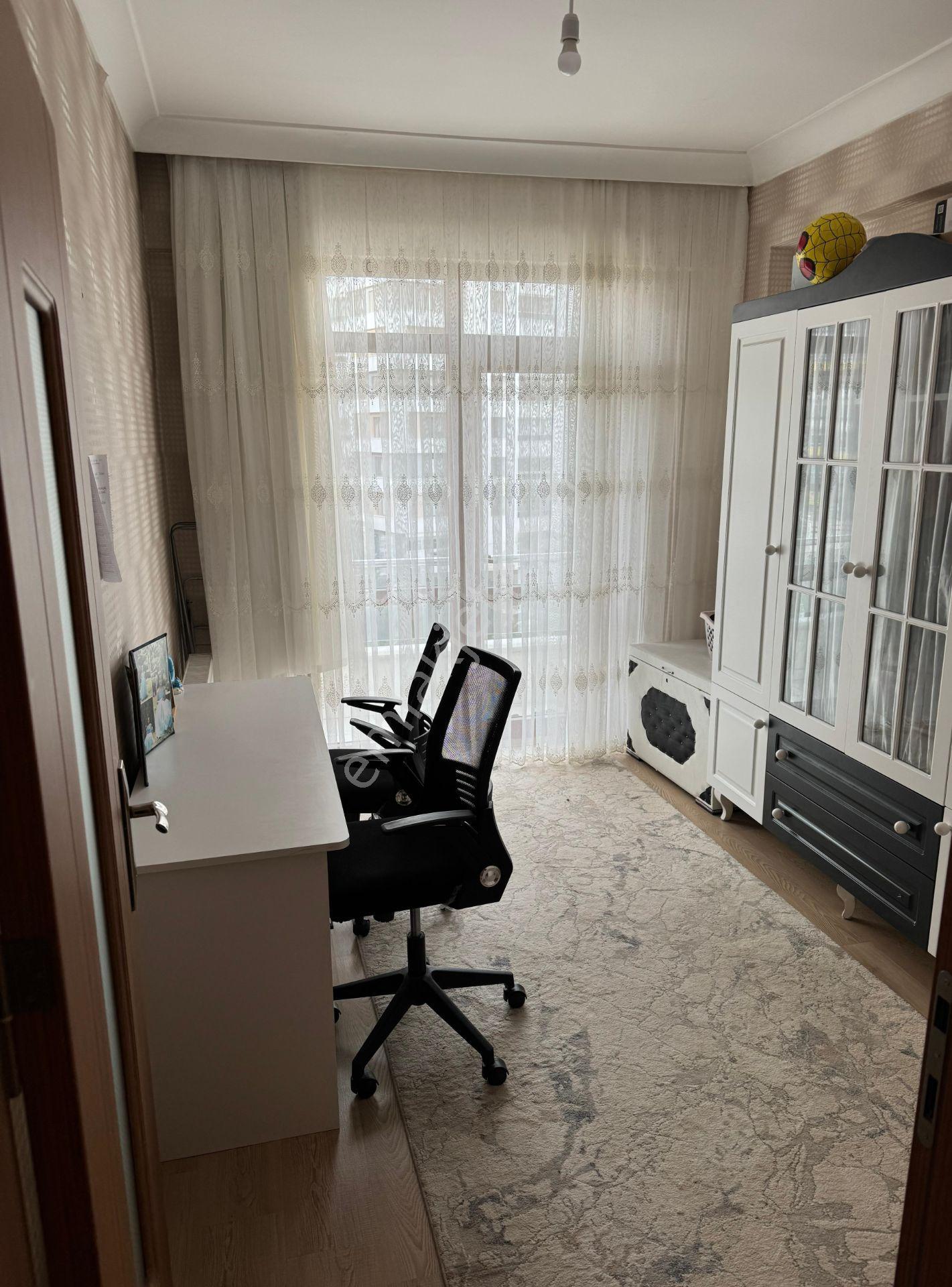 Karaca'dan Şefikcan Bölgesi 4+1 Ara Kat Bakımlı Satılık Daire - Görsel 13
