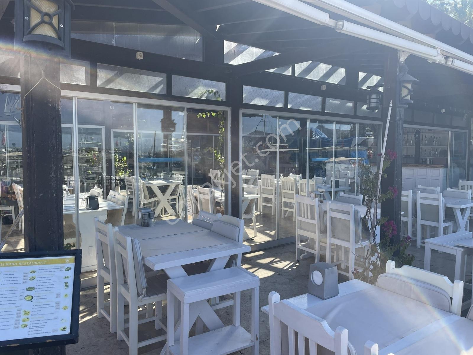 Yalıkavakta Denize Sıfır Restorant - Görsel 30