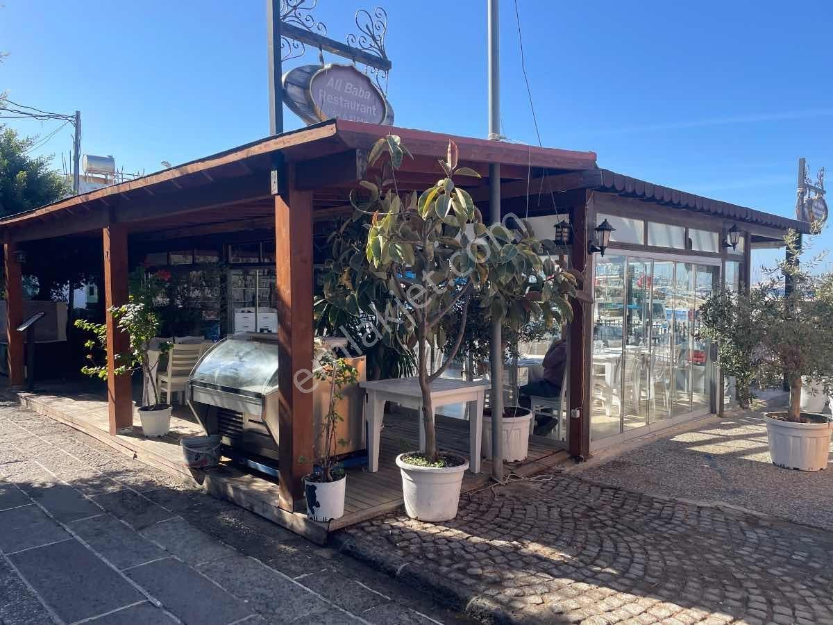 Yalıkavakta Denize Sıfır Restorant - Görsel 20