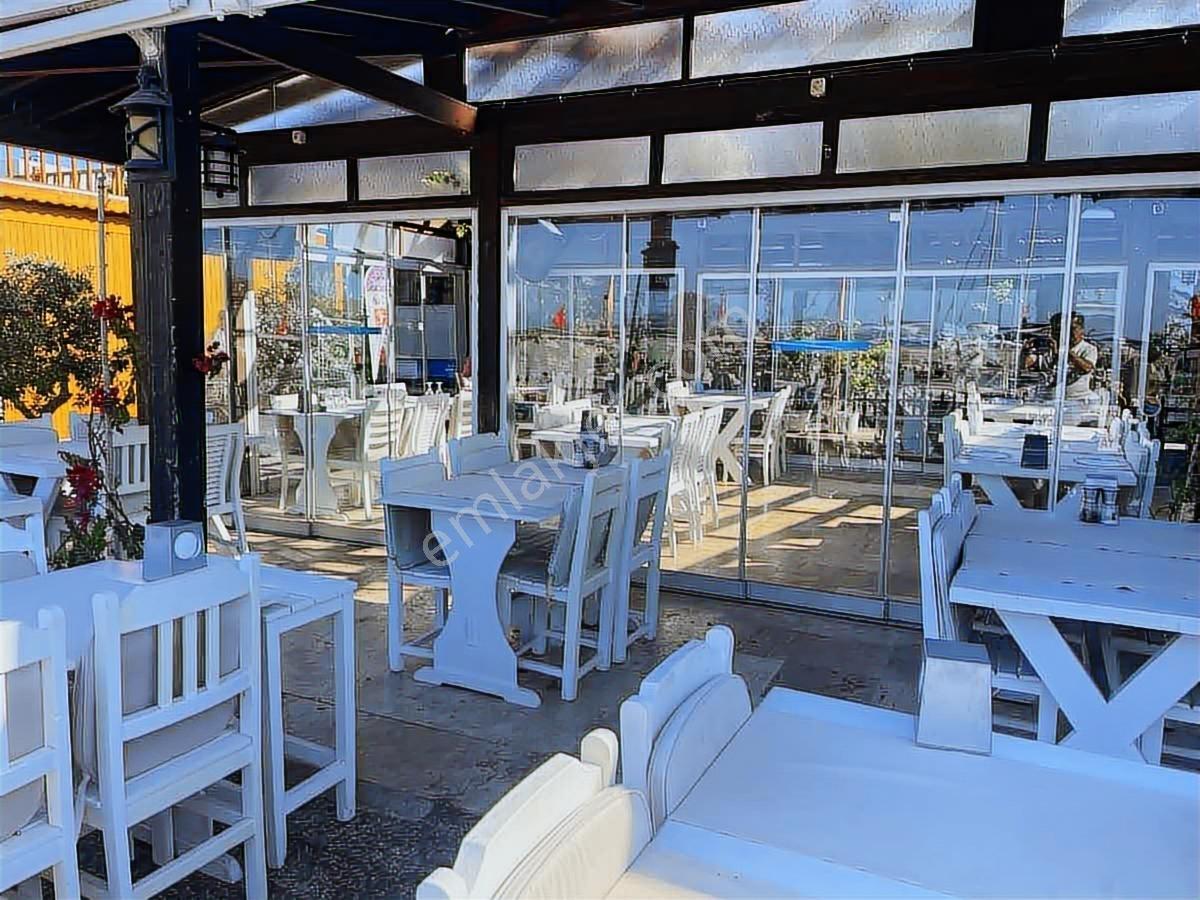 Yalıkavakta Denize Sıfır Restorant - Görsel 12
