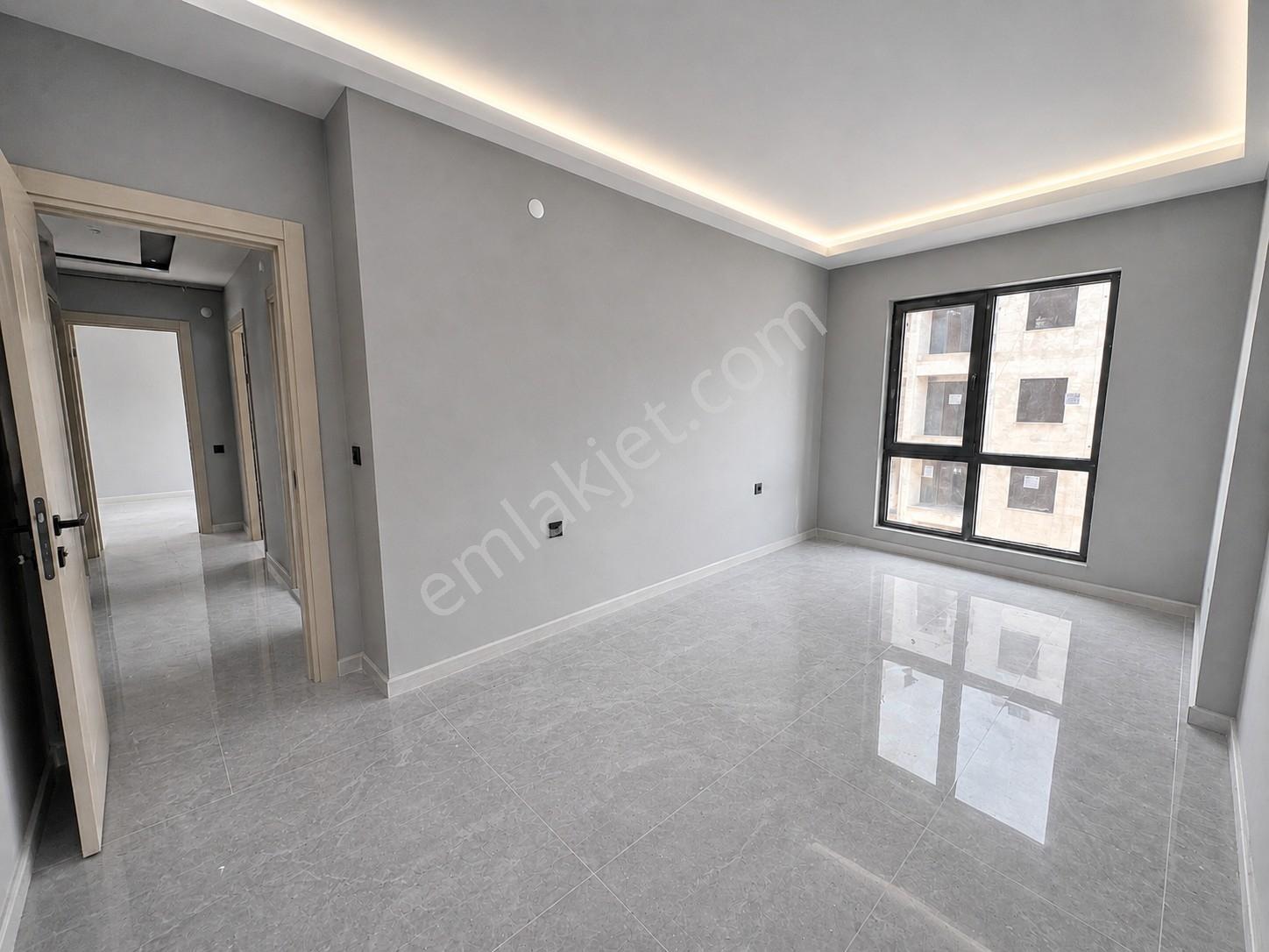 Derecikte Rte Bulvarında Salon Mutfak Ayrı Net 100 M² 2+1 Daire - Görsel 21