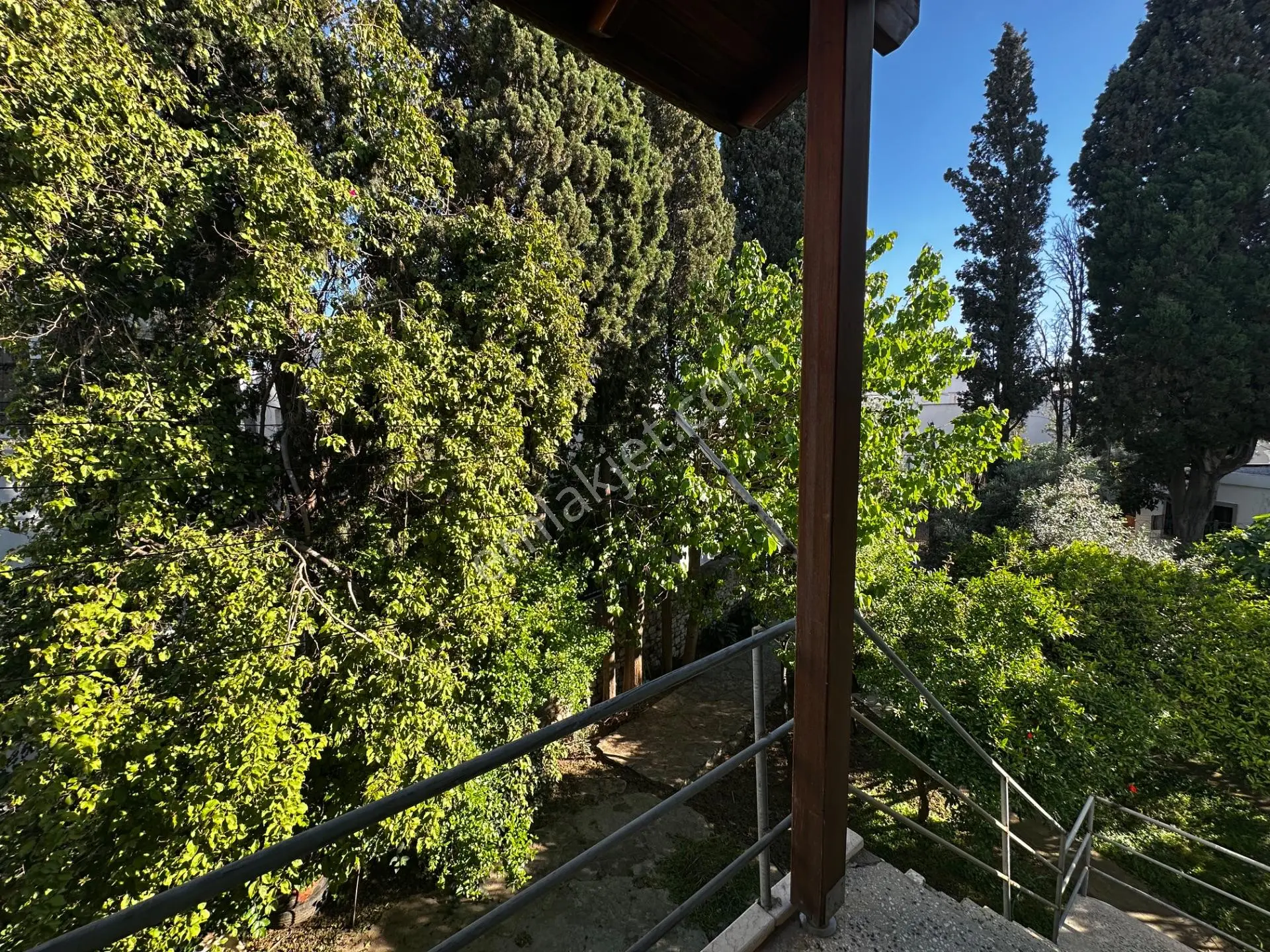 Bodrum Merkezde Bahçe İçerisinde Sezonluk Yazlık - Görsel 4