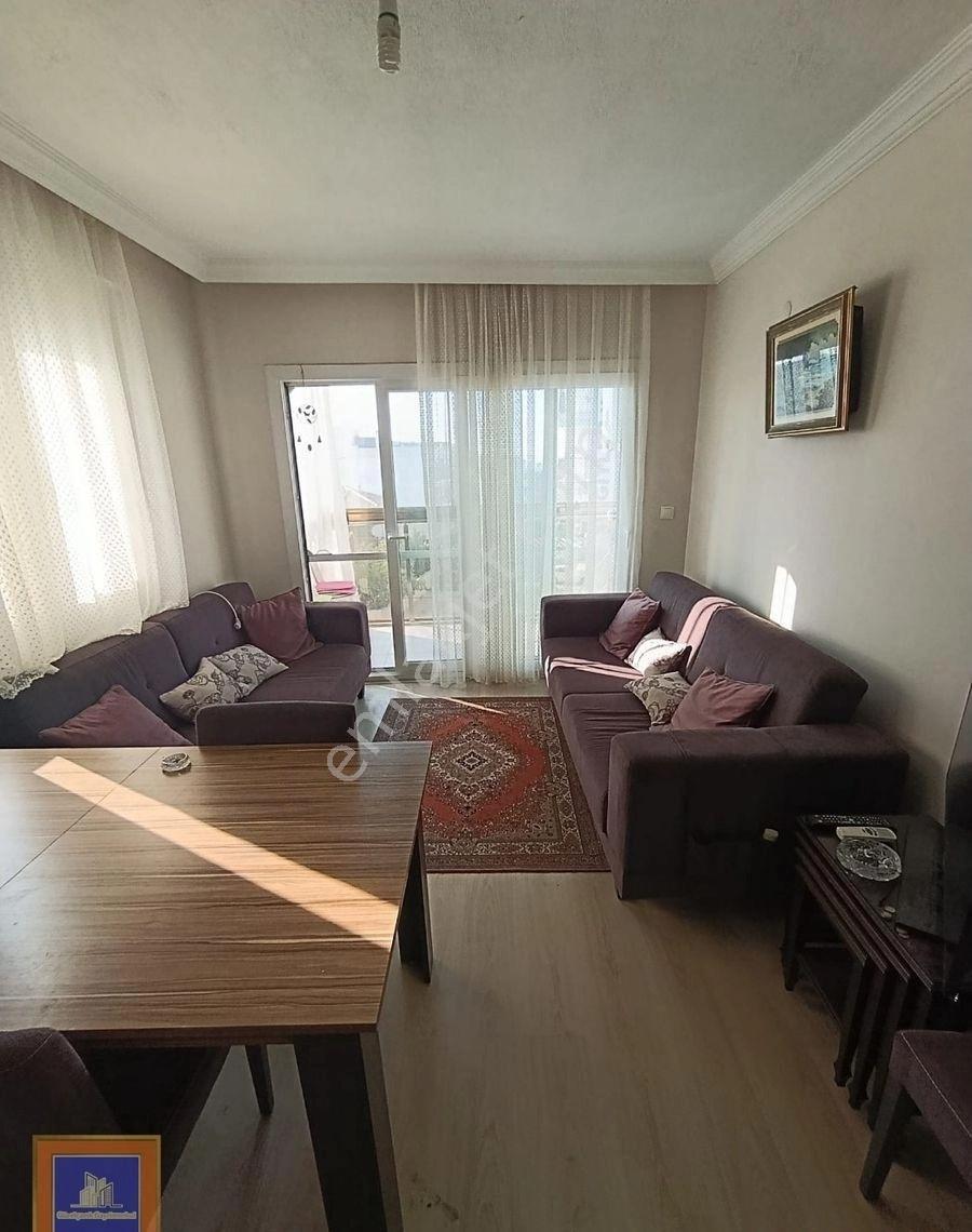 Deniz Manzaralı Köşe Konum 2+1 Daire, Sahile Yakın