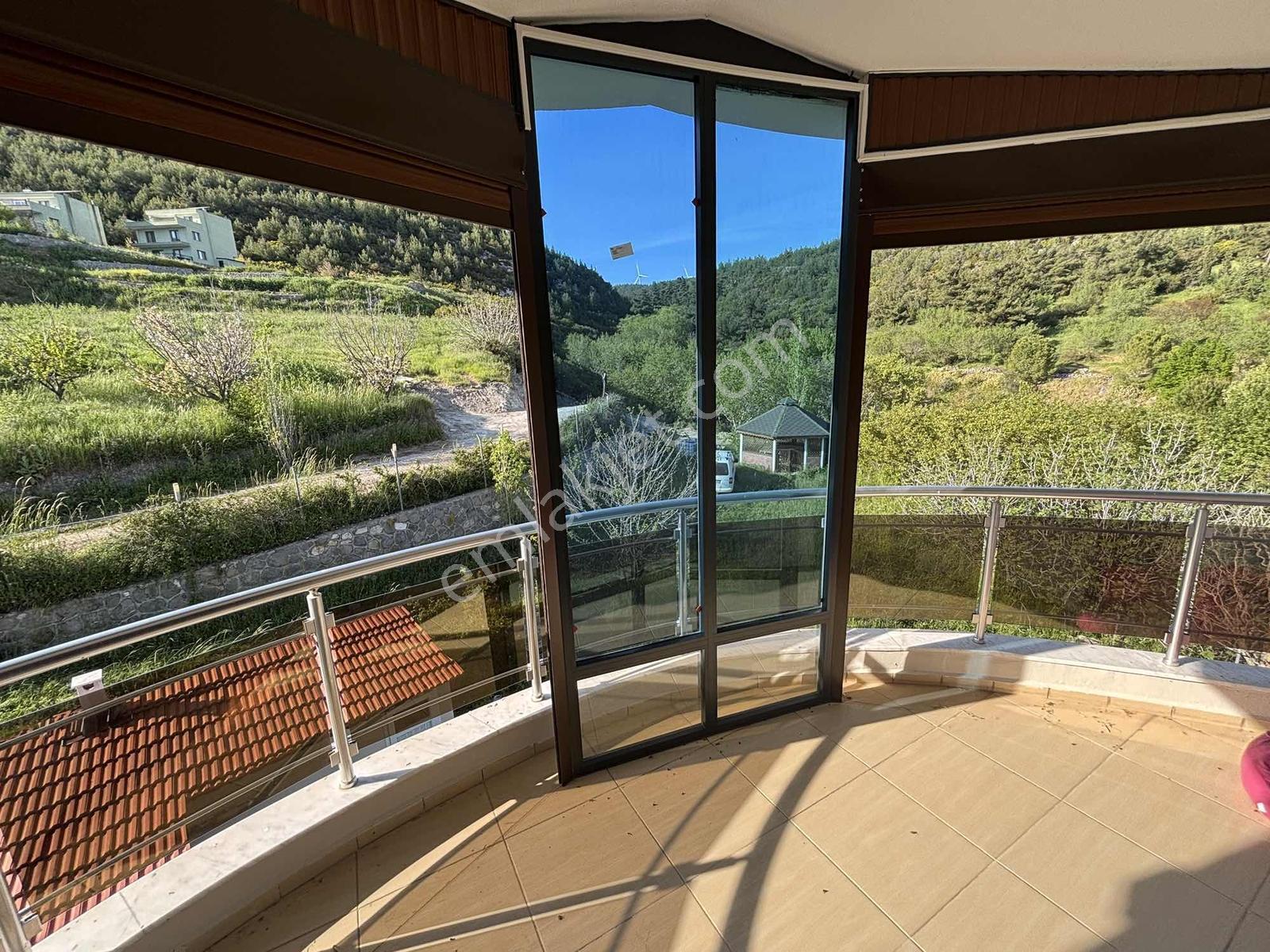 Doğa Dostu'ndan Yakaköy 3159m2 Ve 3 Katlı Özel Villa - Görsel 23