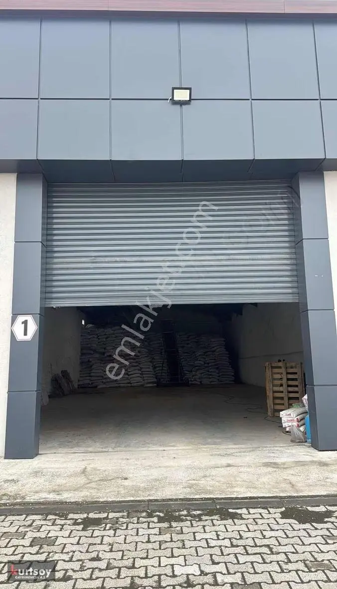 Kurtsoy'dan Buğdaylıda 300m2 Kiralık Depo - Görsel 3