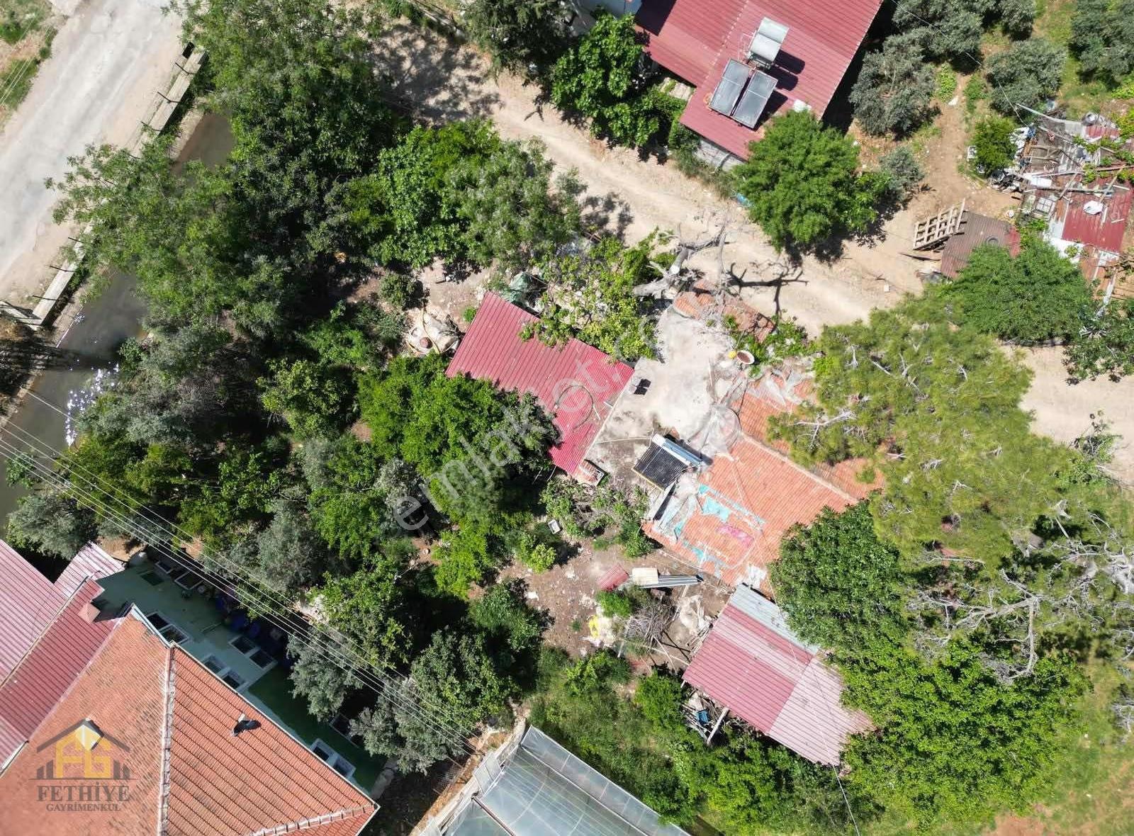 Fethiyede 630m2 Köşe Parsel Satılık 2 Ev Ve Tarlası - Görsel 7