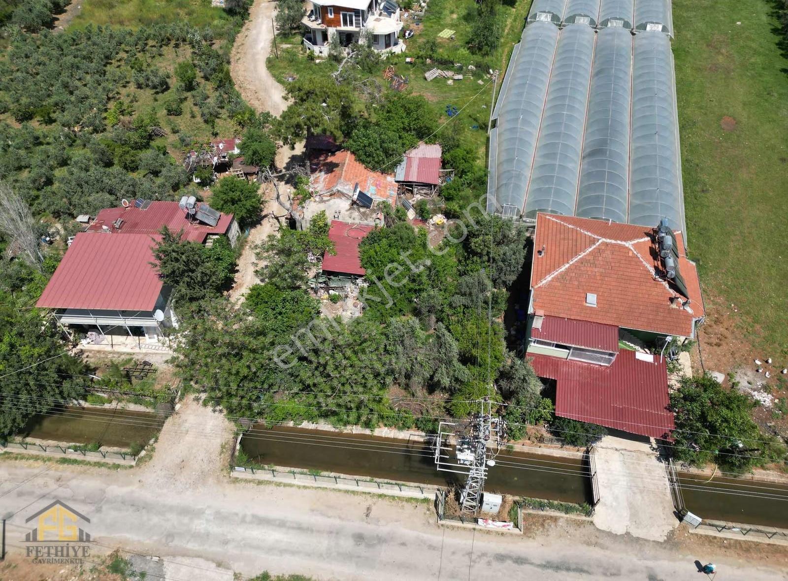 Fethiyede 630m2 Köşe Parsel Satılık 2 Ev Ve Tarlası - Görsel 11
