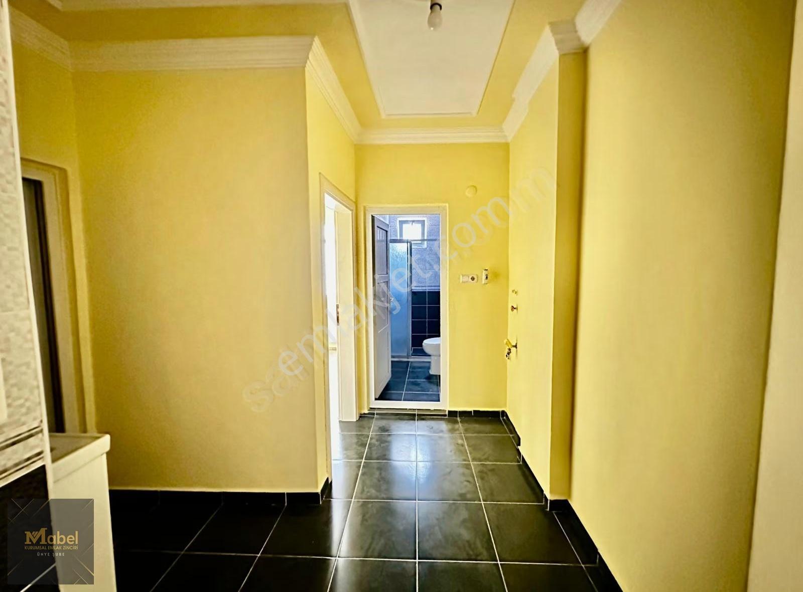 Çarşı Merkezinde Özel Bakımlı Masrafsız Asansörlü 140 M2 3+1 - Görsel 12