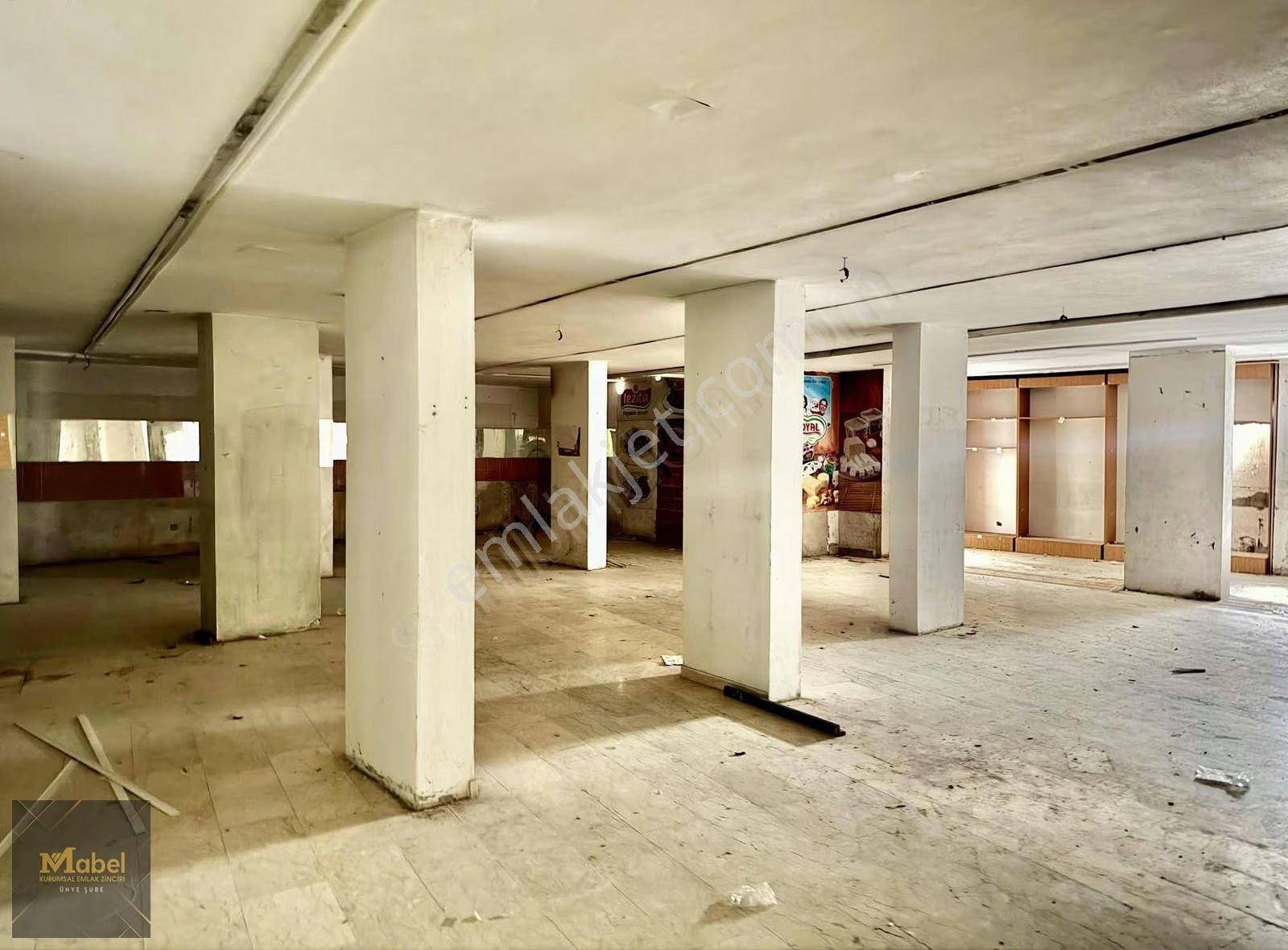 Şehrin Tam Merkezinde Tüm İş Kollarına Uygun Çift Katlı 650m2 - Görsel 26